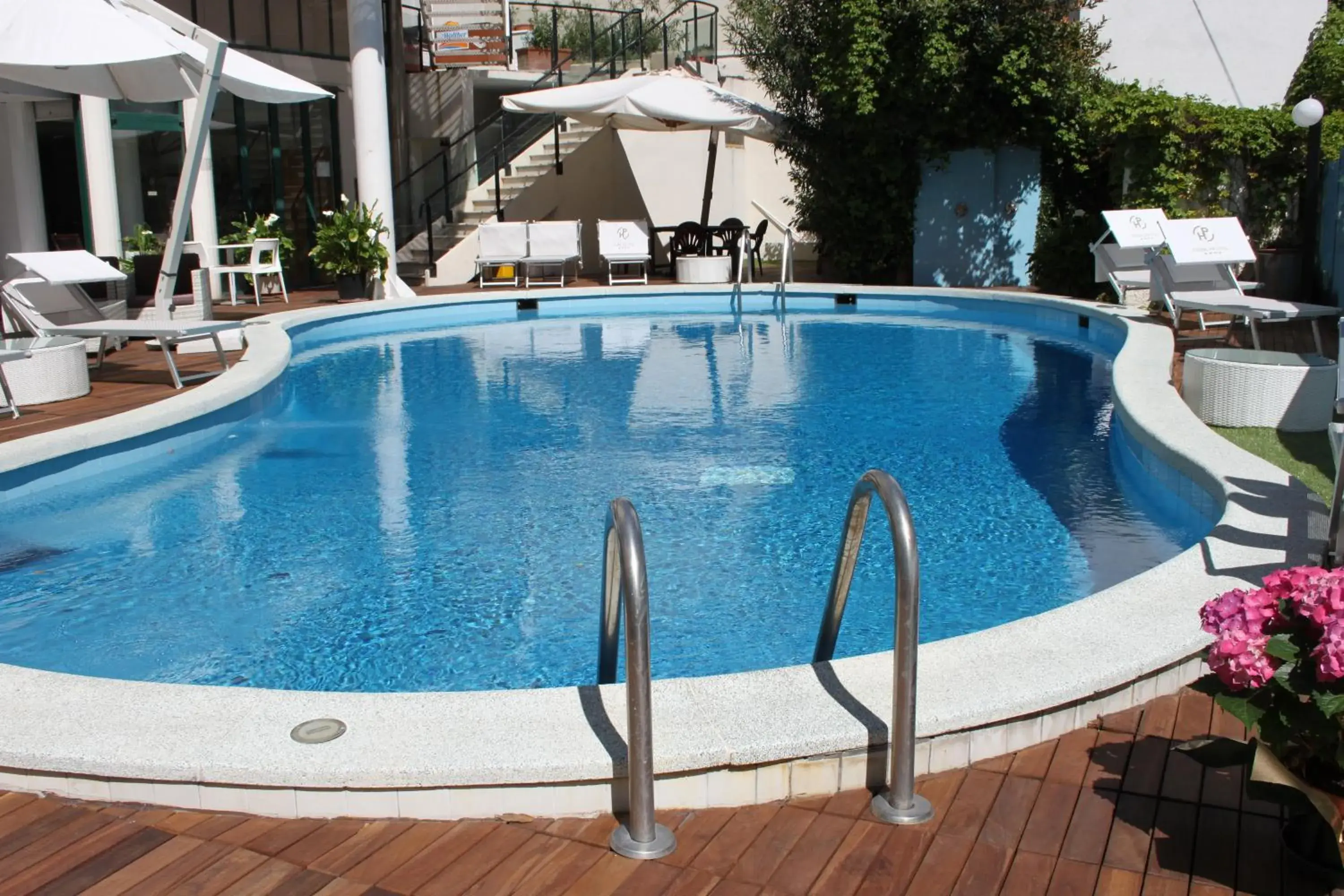 Swimming Pool in Park Hotel