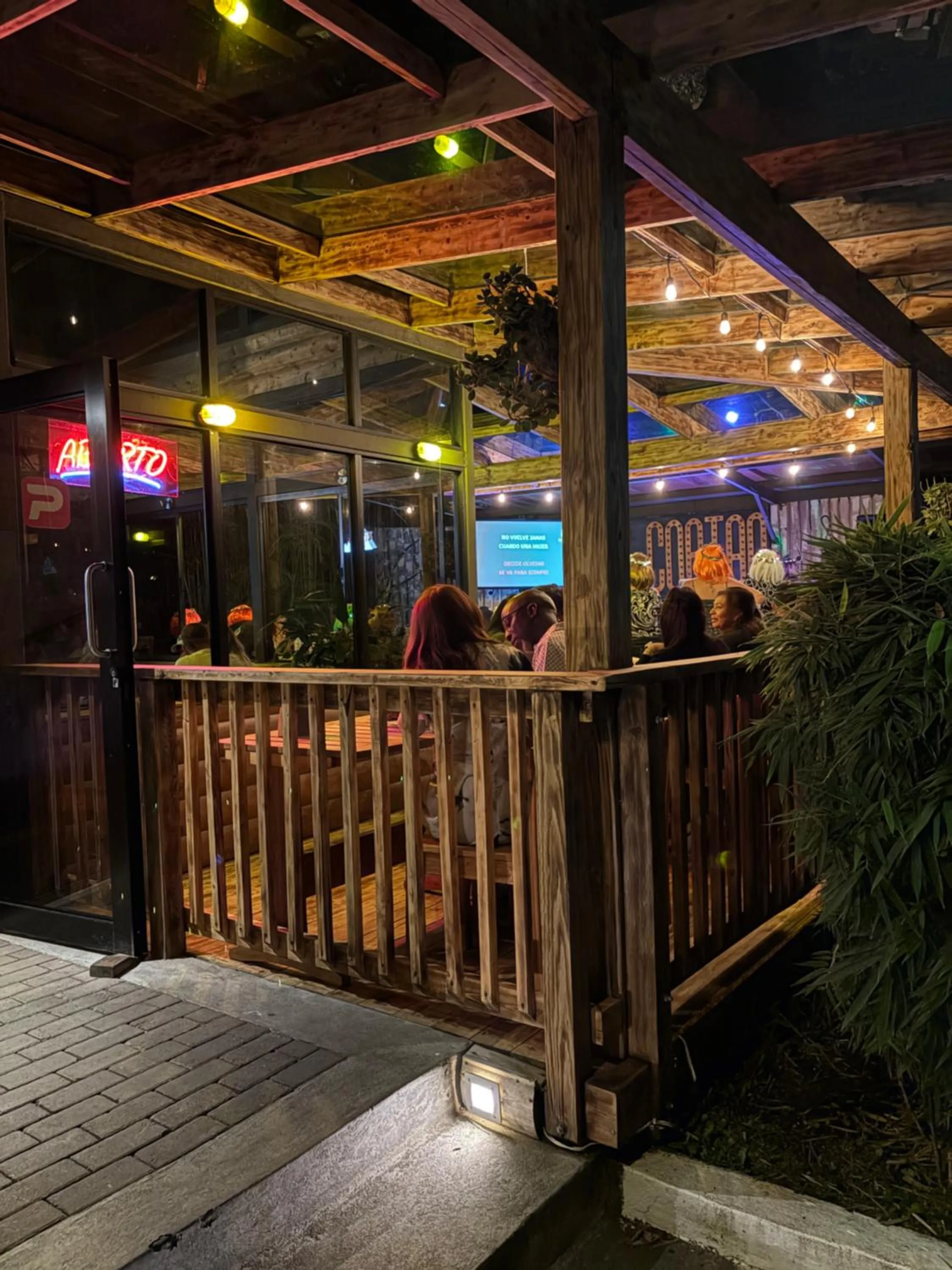 Restaurant/places to eat in Hotel Ladera