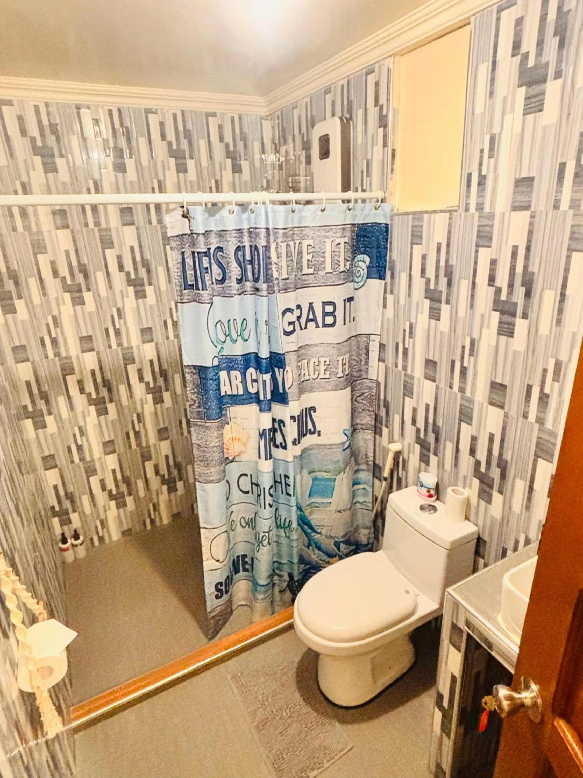 PamAnilao and Padoy's Dive Camp