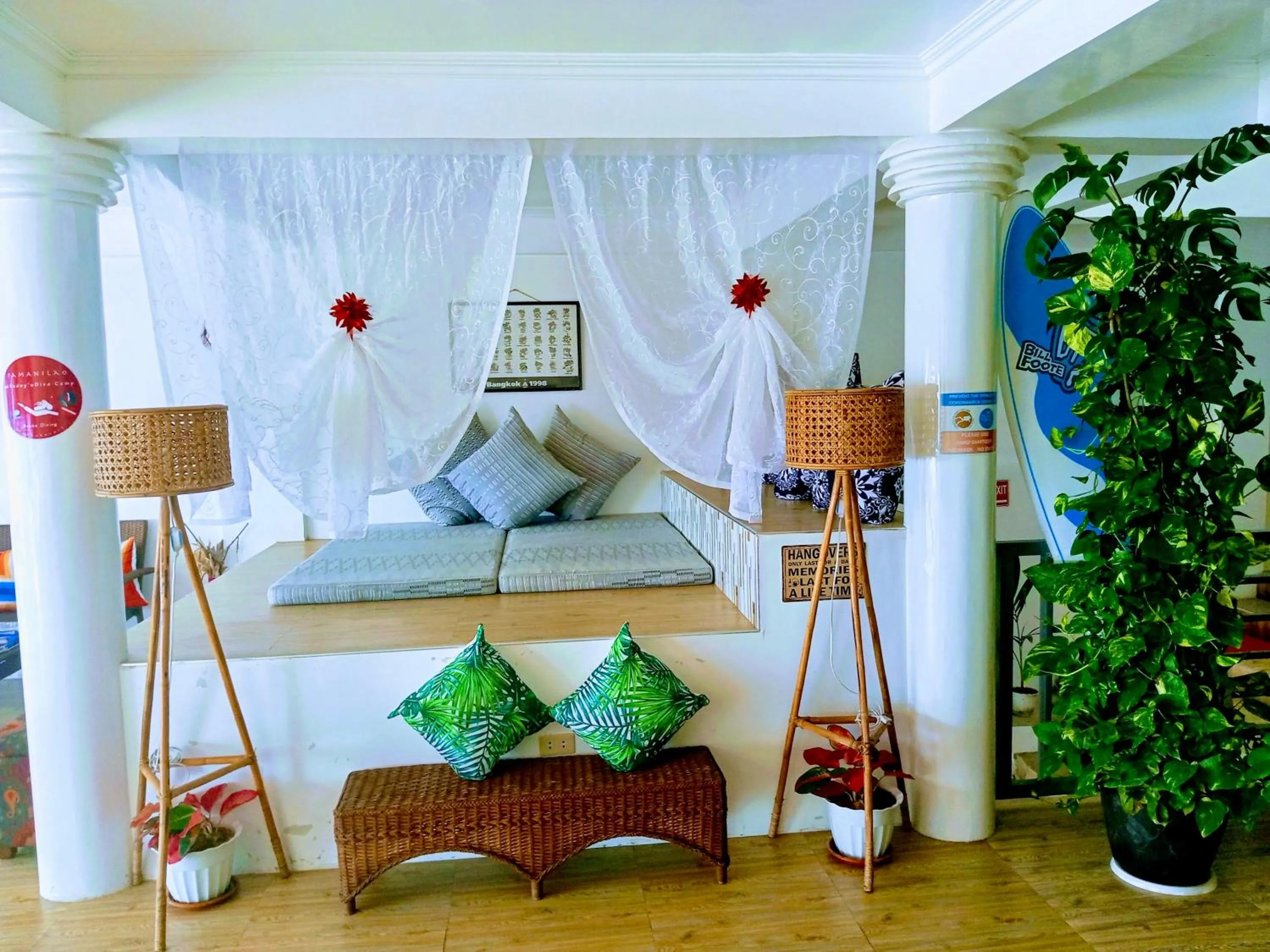 Bed in PamAnilao and Padoy's Dive Camp