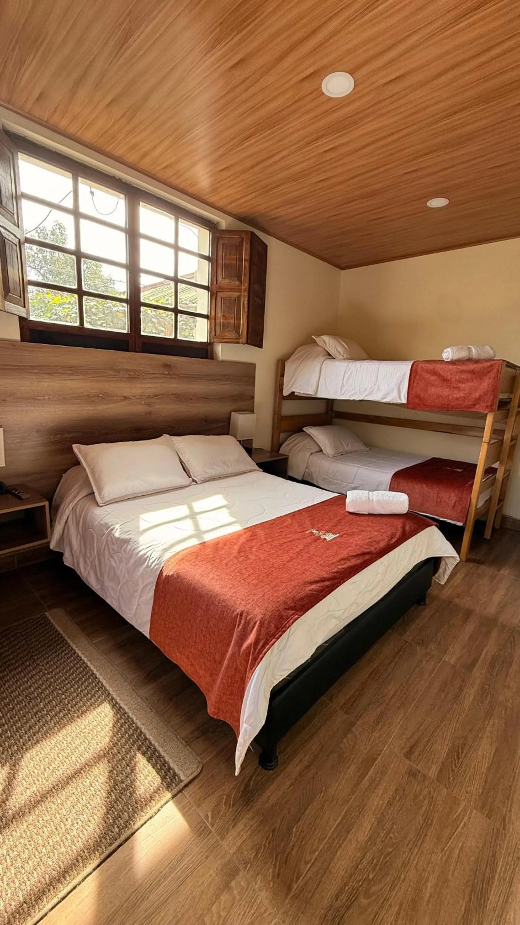 Family Room - single occupancy in Hotel Villa Mercedes Colonial