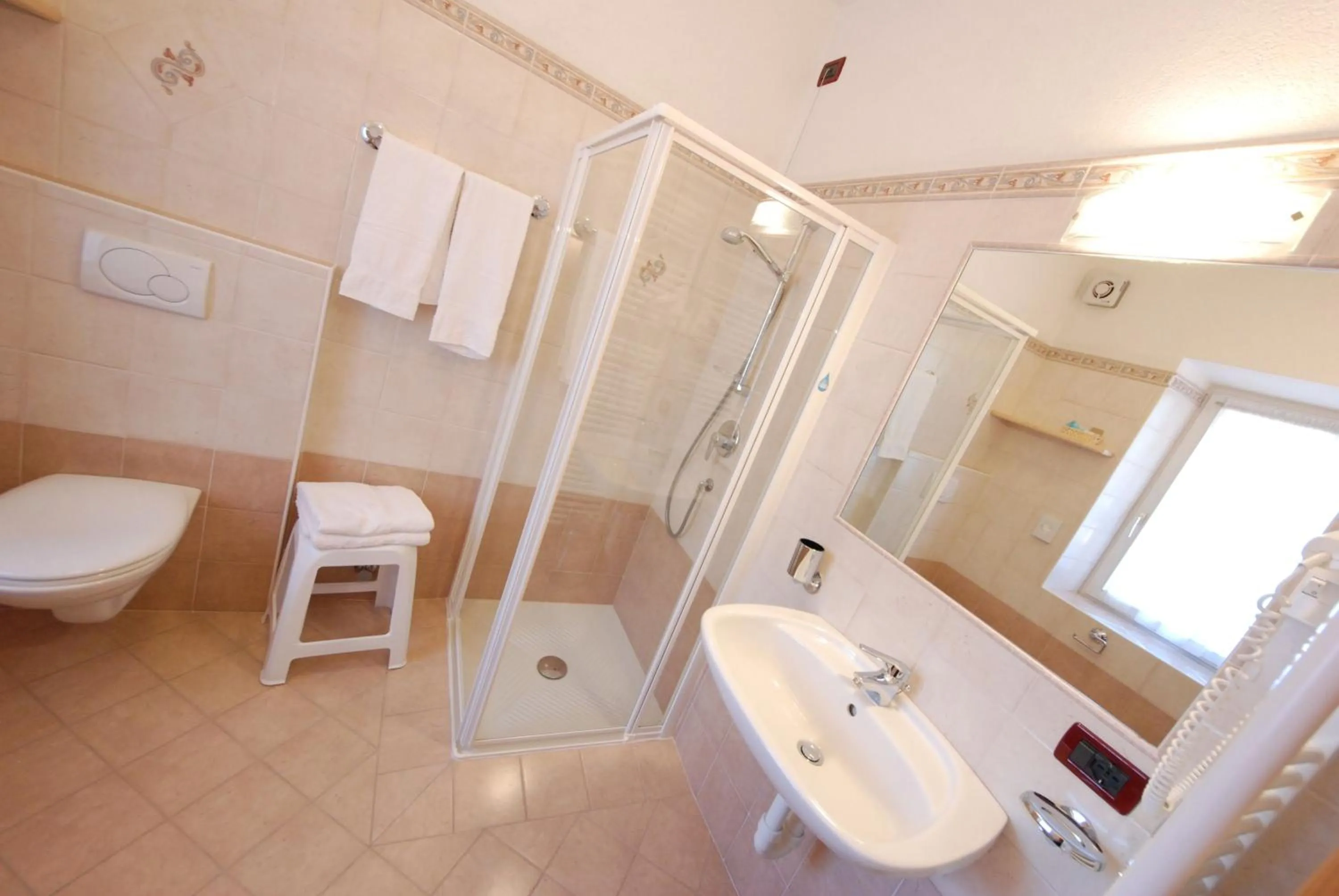 Bathroom in Hotel L'Ideale