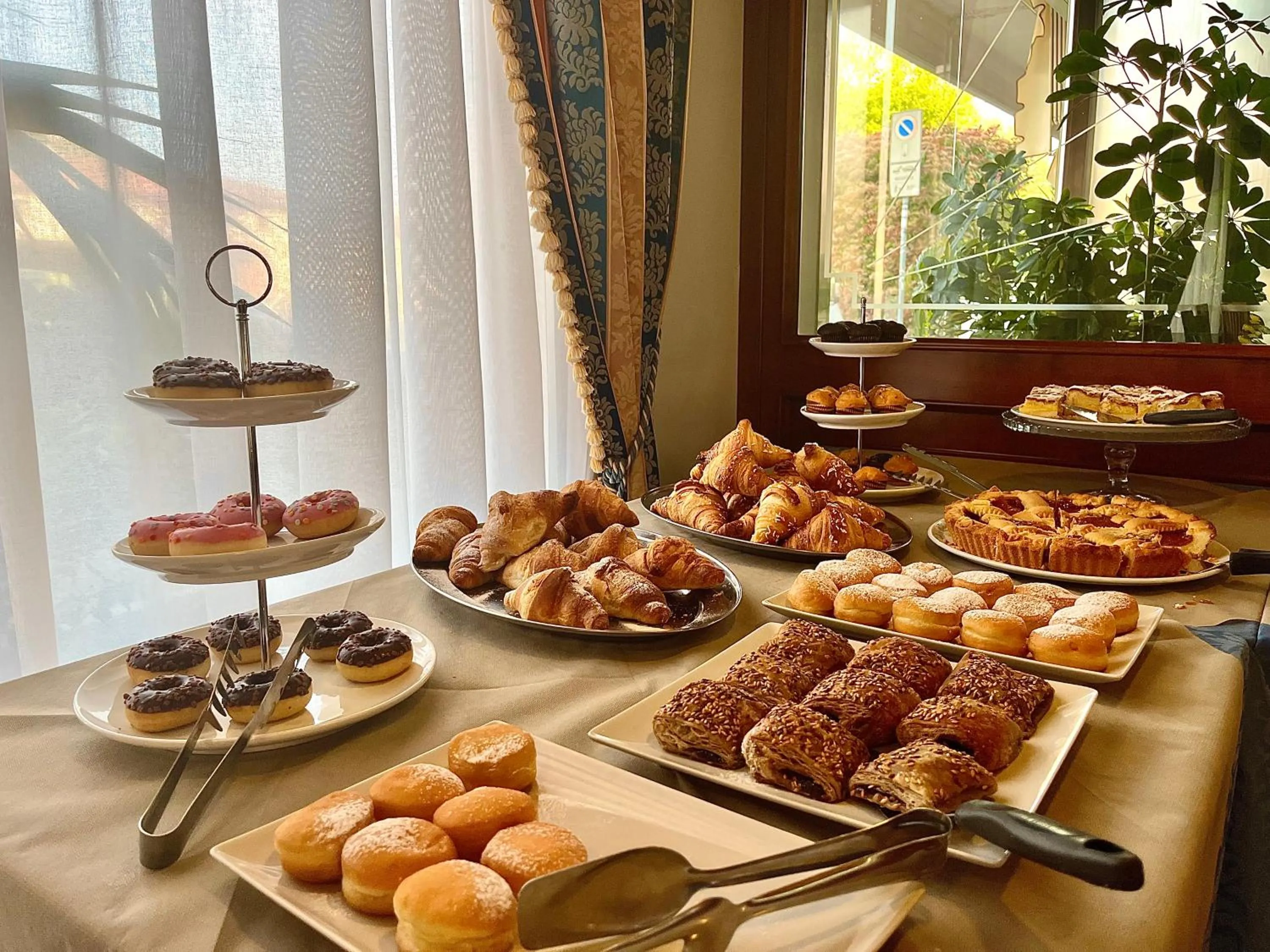 Food and drinks in Hotel President Venezia