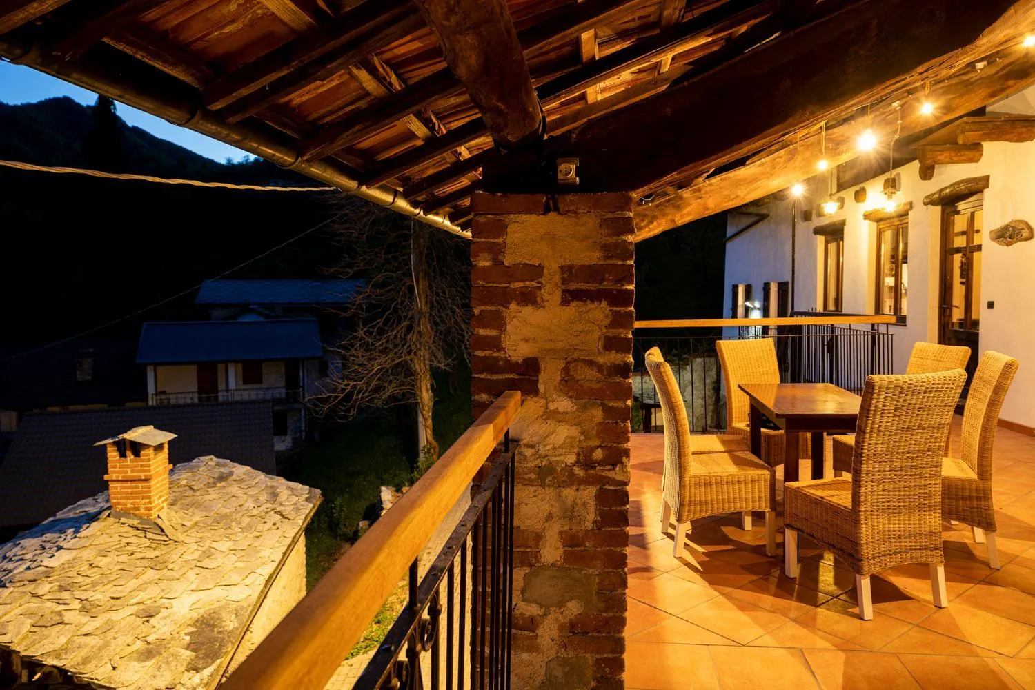 Balcony/Terrace in IDUEVAGAMONDI - Ospitalità Rurale Famigliare di Montagna
