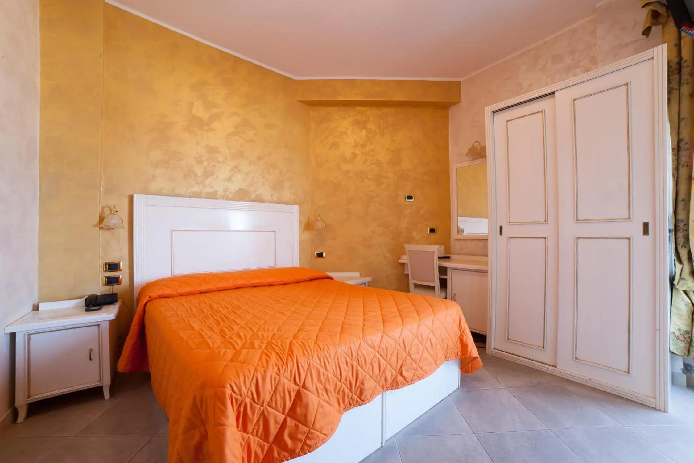 Bedroom, Bed in Hotel Diplomat Palace Bedroom, Bed in Hotel Diplomat Palace