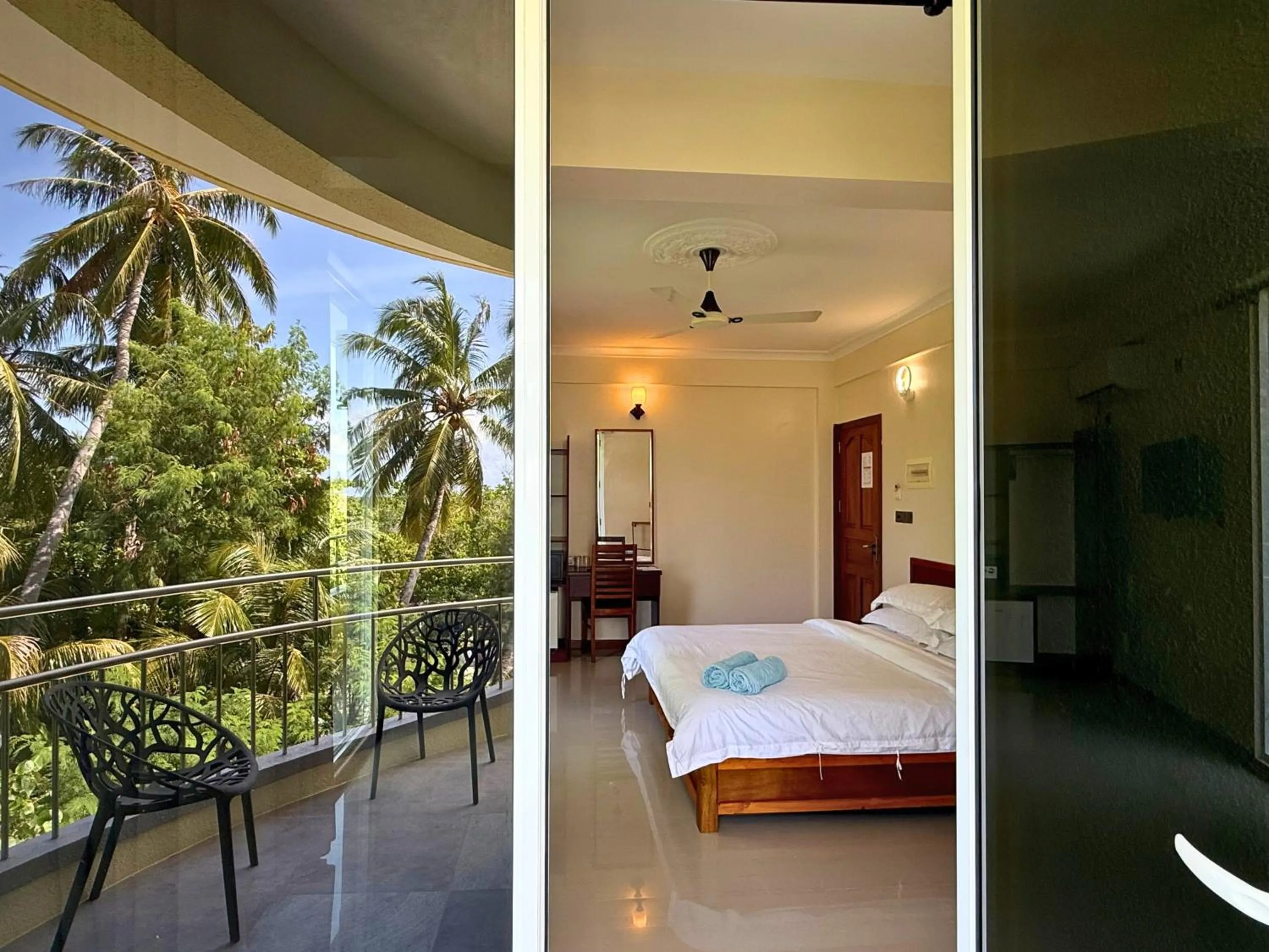 View (from property/room), Bed in Noah Private Beach House