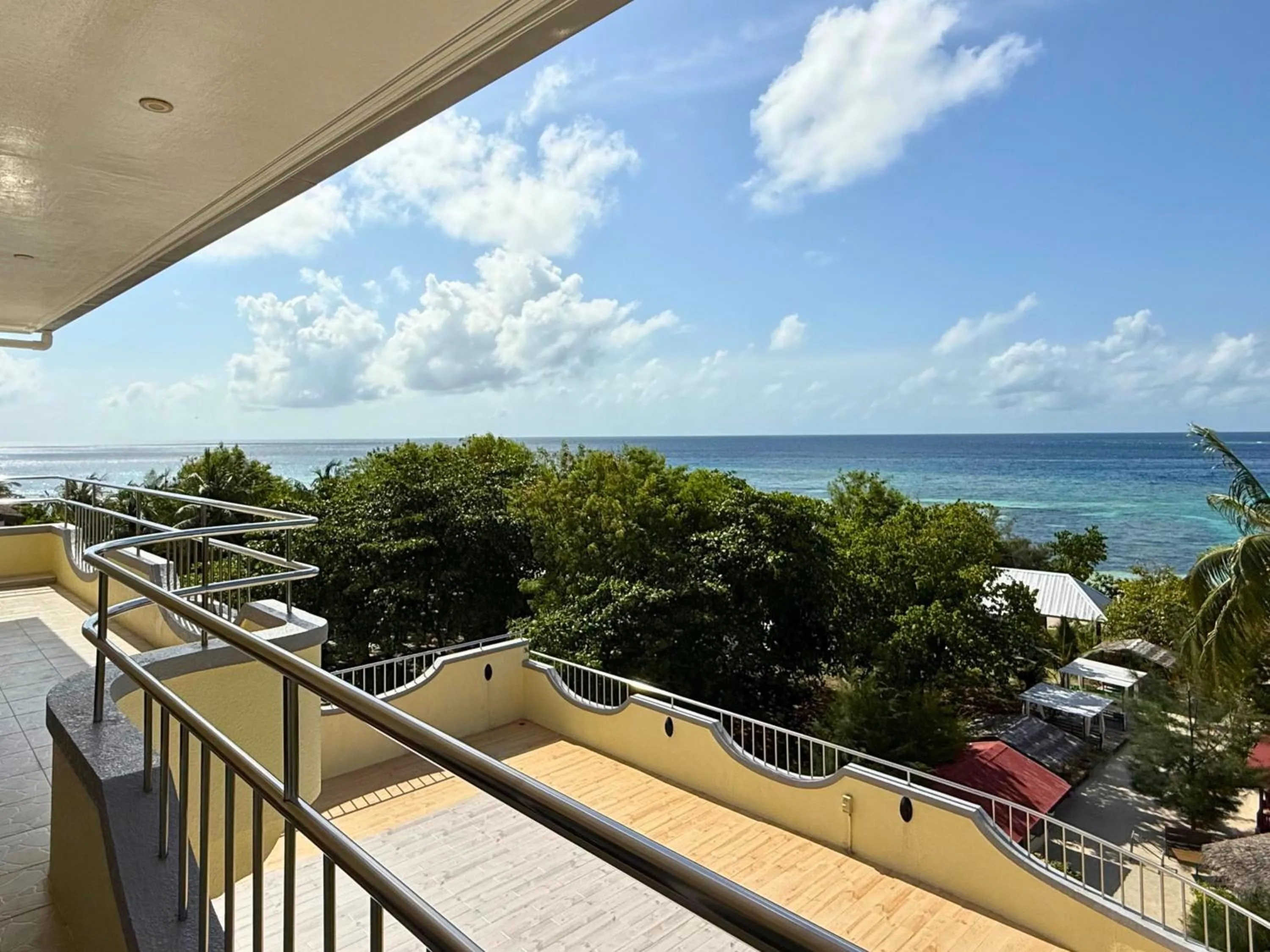 Facade/entrance in Noah Private Beach House