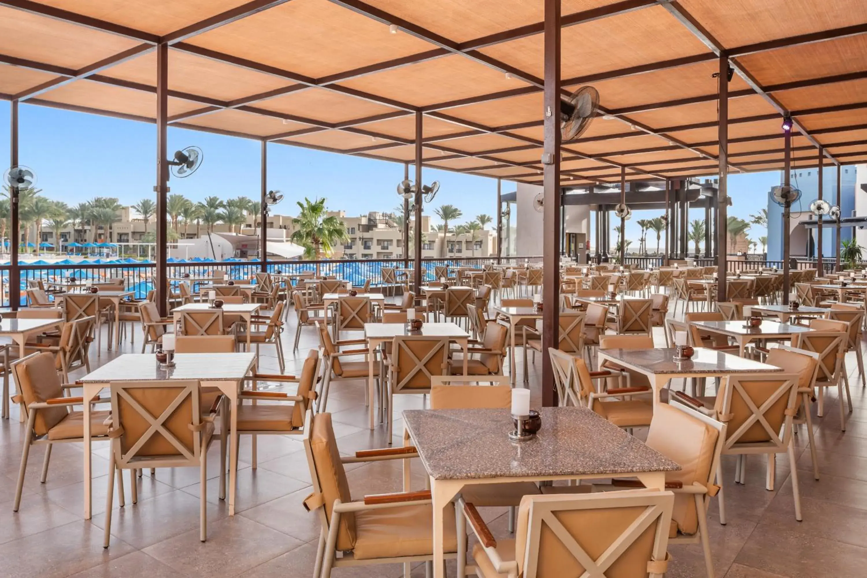 Lounge or bar in Pickalbatros Sands Port Ghalib Lounge or bar in Pickalbatros Sands Port Ghalib