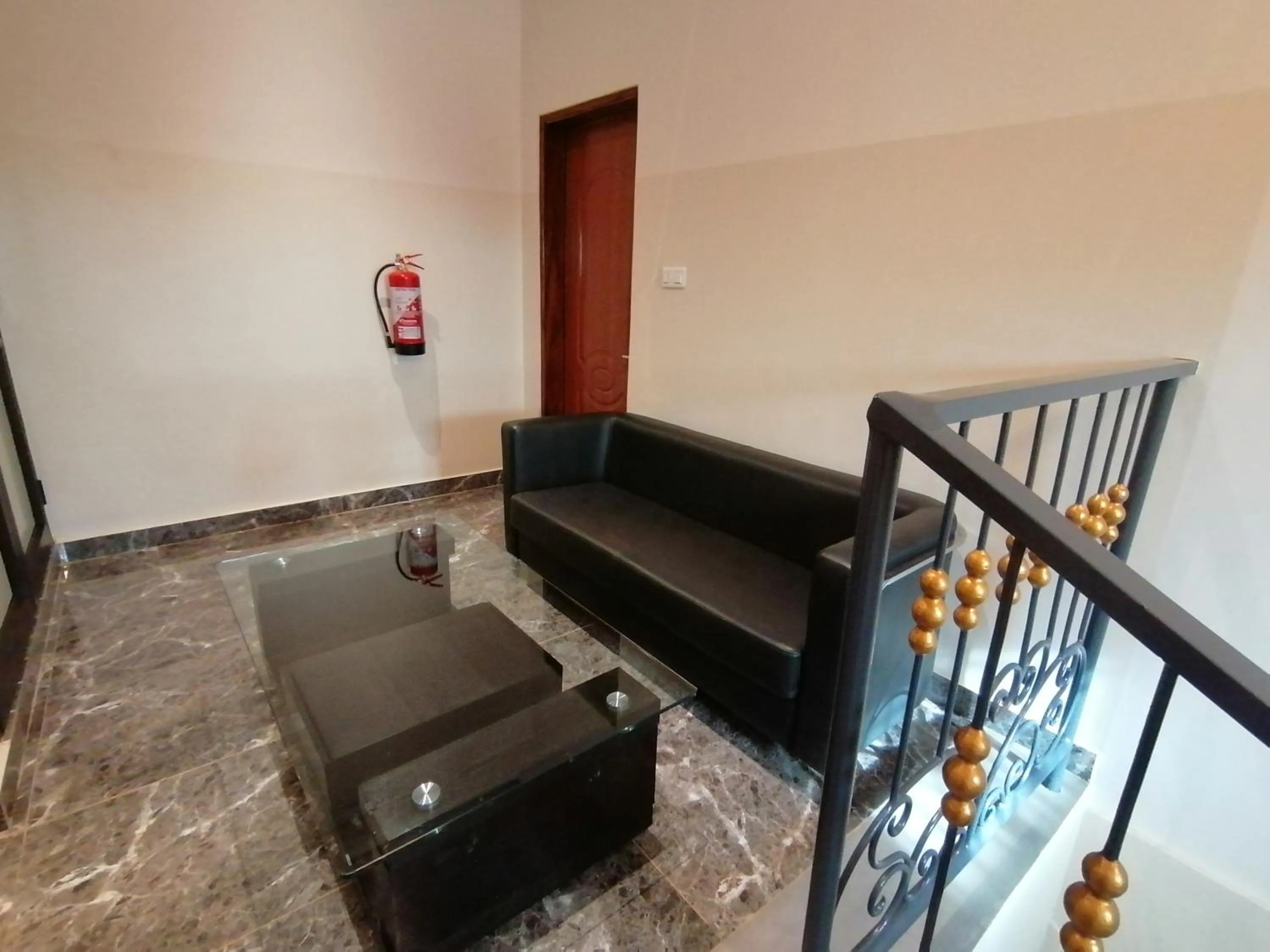 RÉSIDENCE HÔTELIÈRE KAWEROU