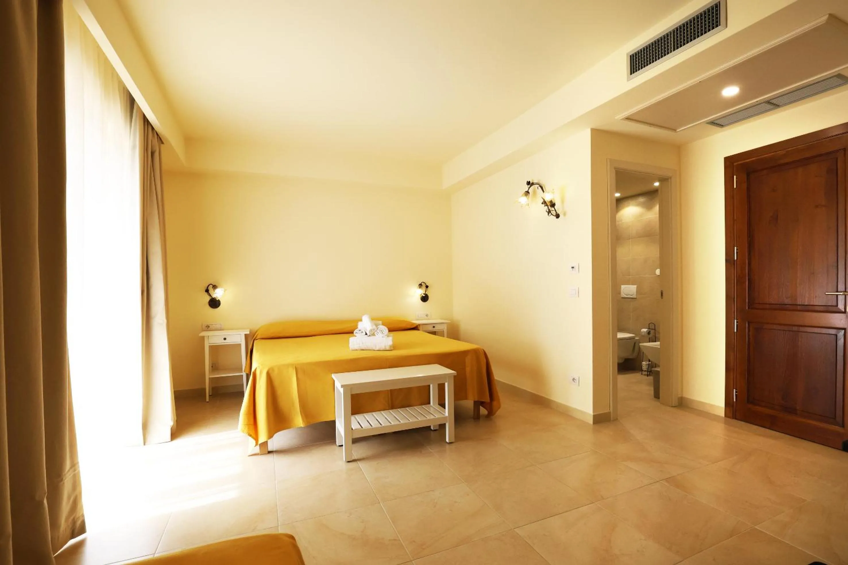 Bedroom, Bed in Verdello Home Savoca