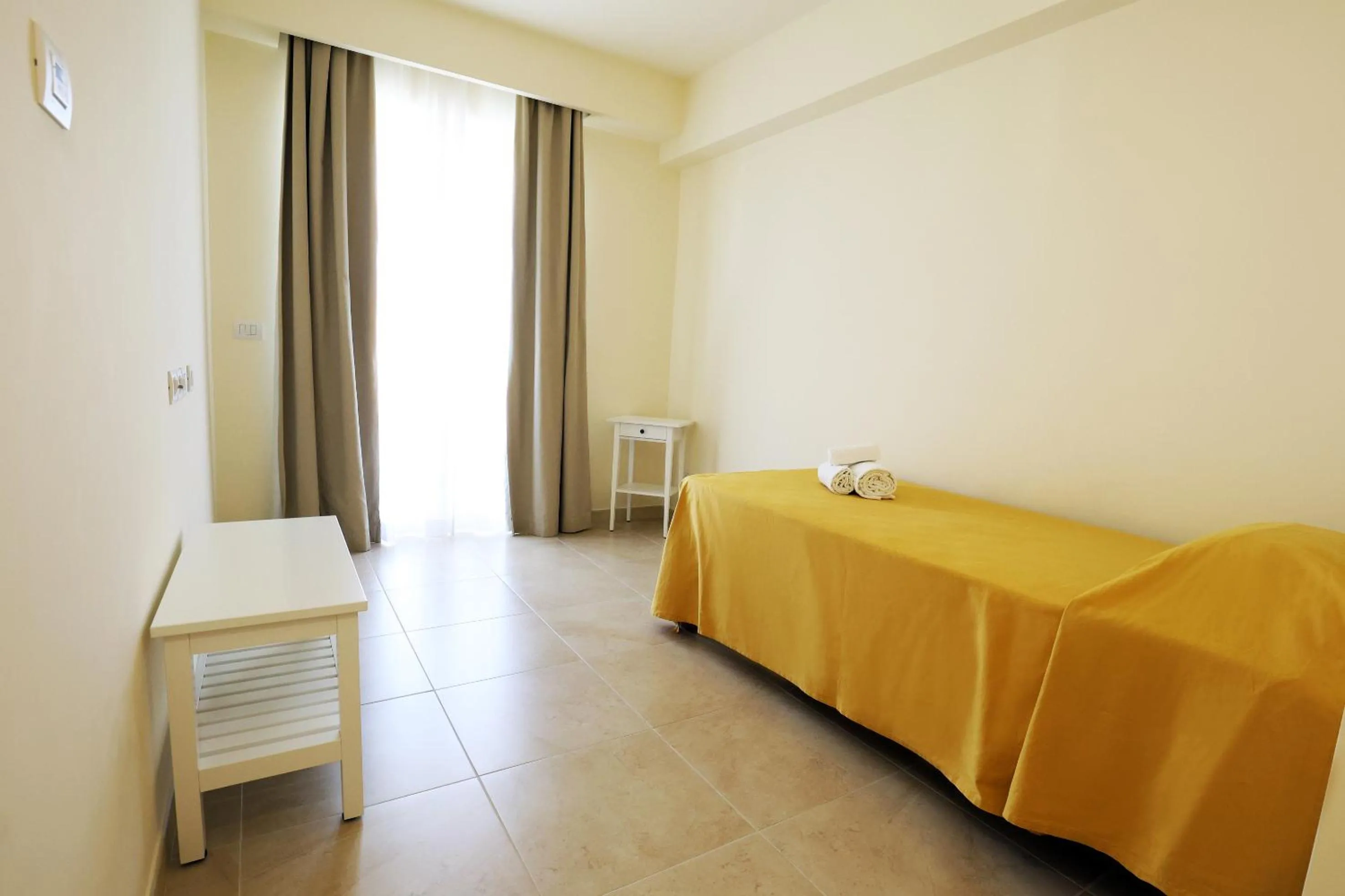 Bedroom, Bed in Verdello Home Savoca