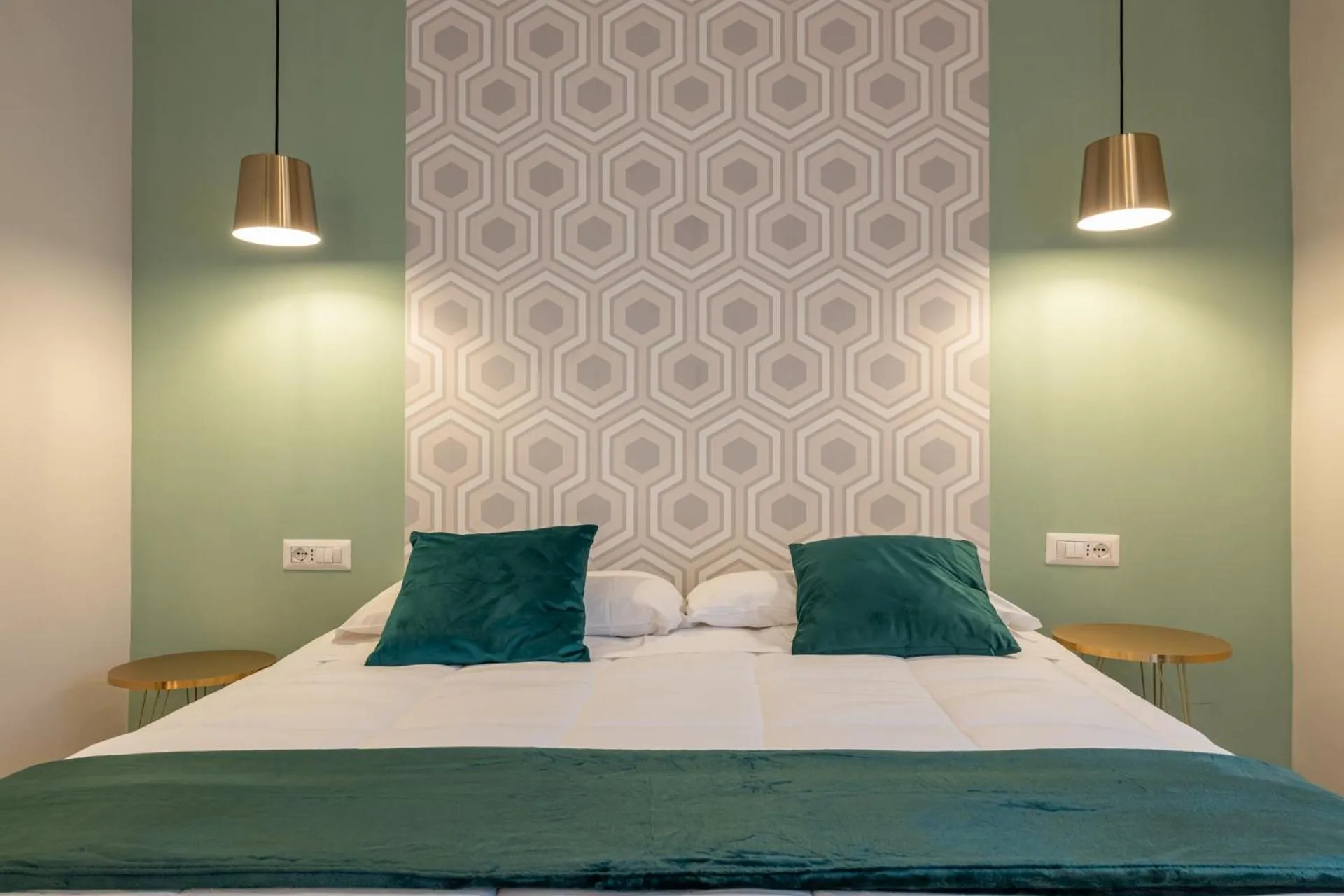 Bedroom, Bed in New Morpheus Rooms