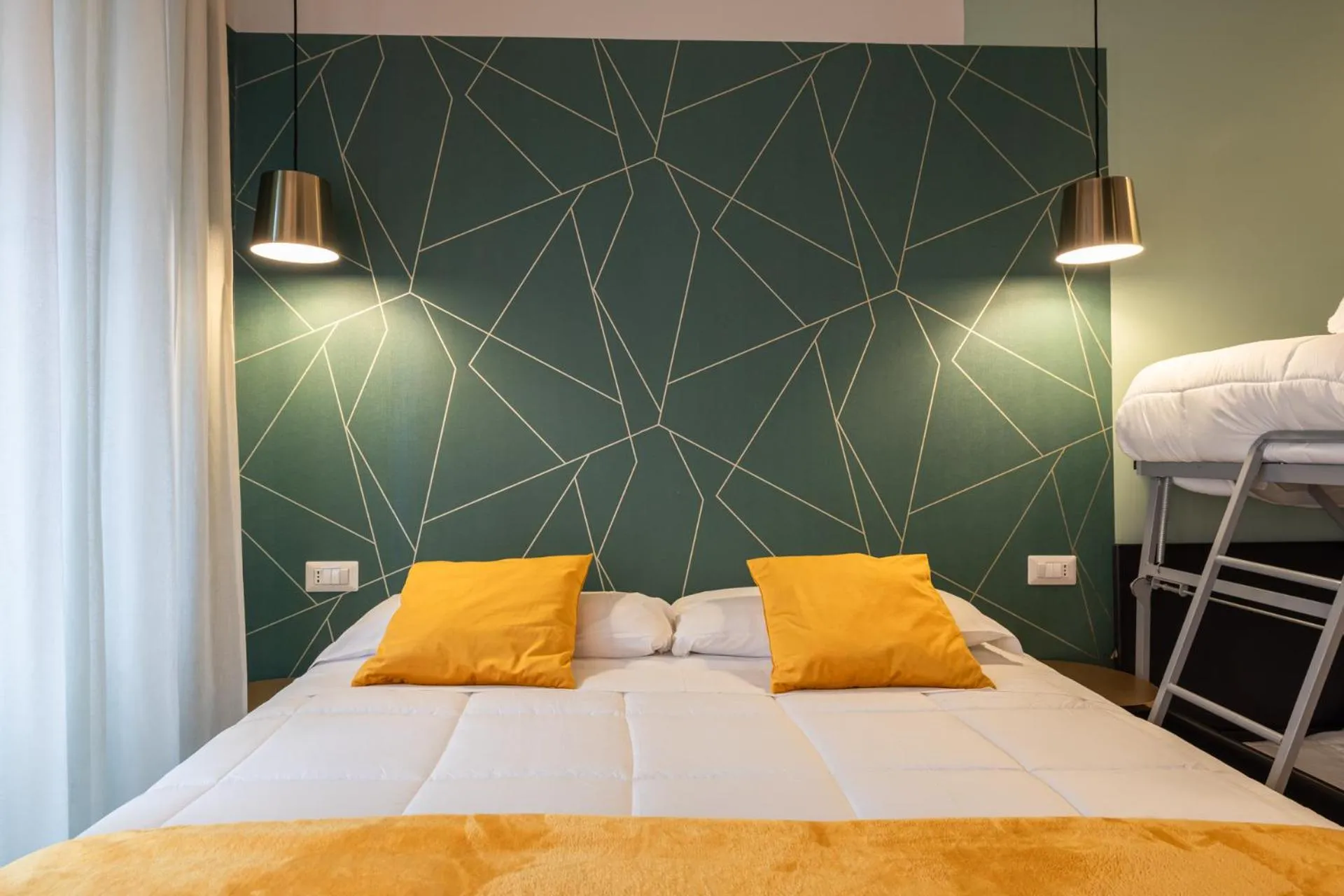 Bedroom, Bed in New Morpheus Rooms