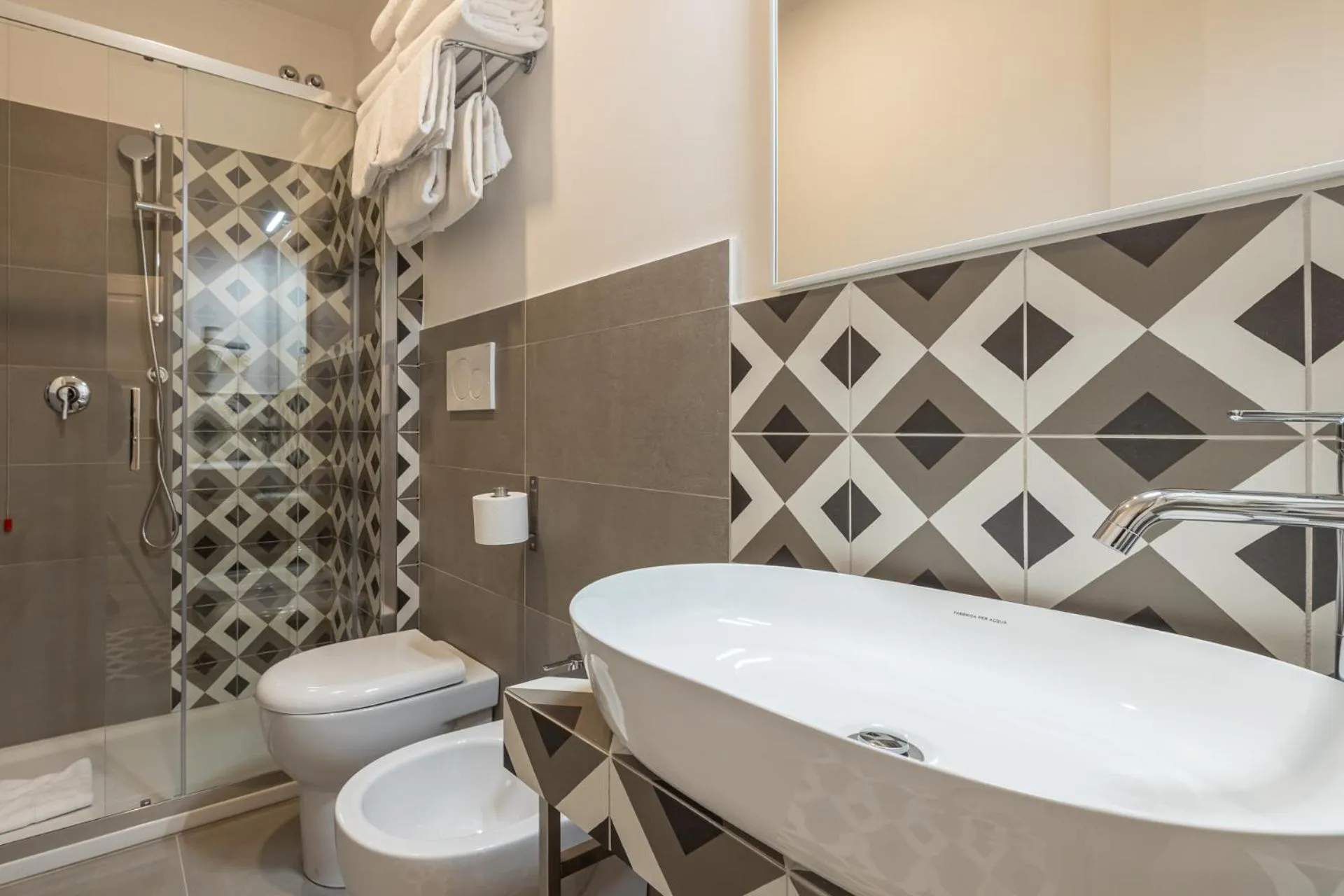 Shower in New Morpheus Rooms