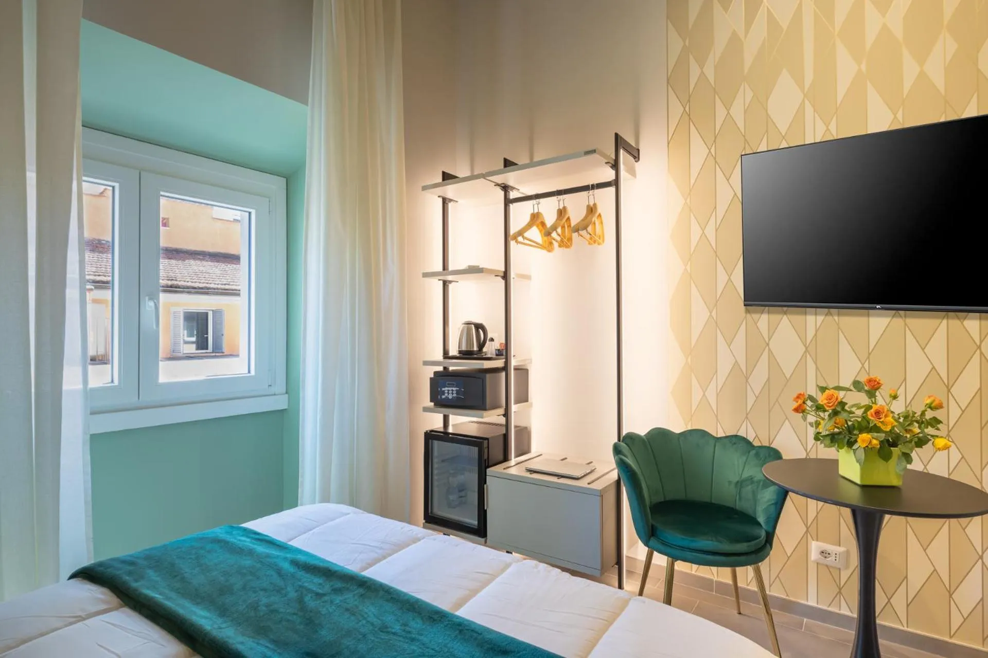 Bedroom, Bed in New Morpheus Rooms