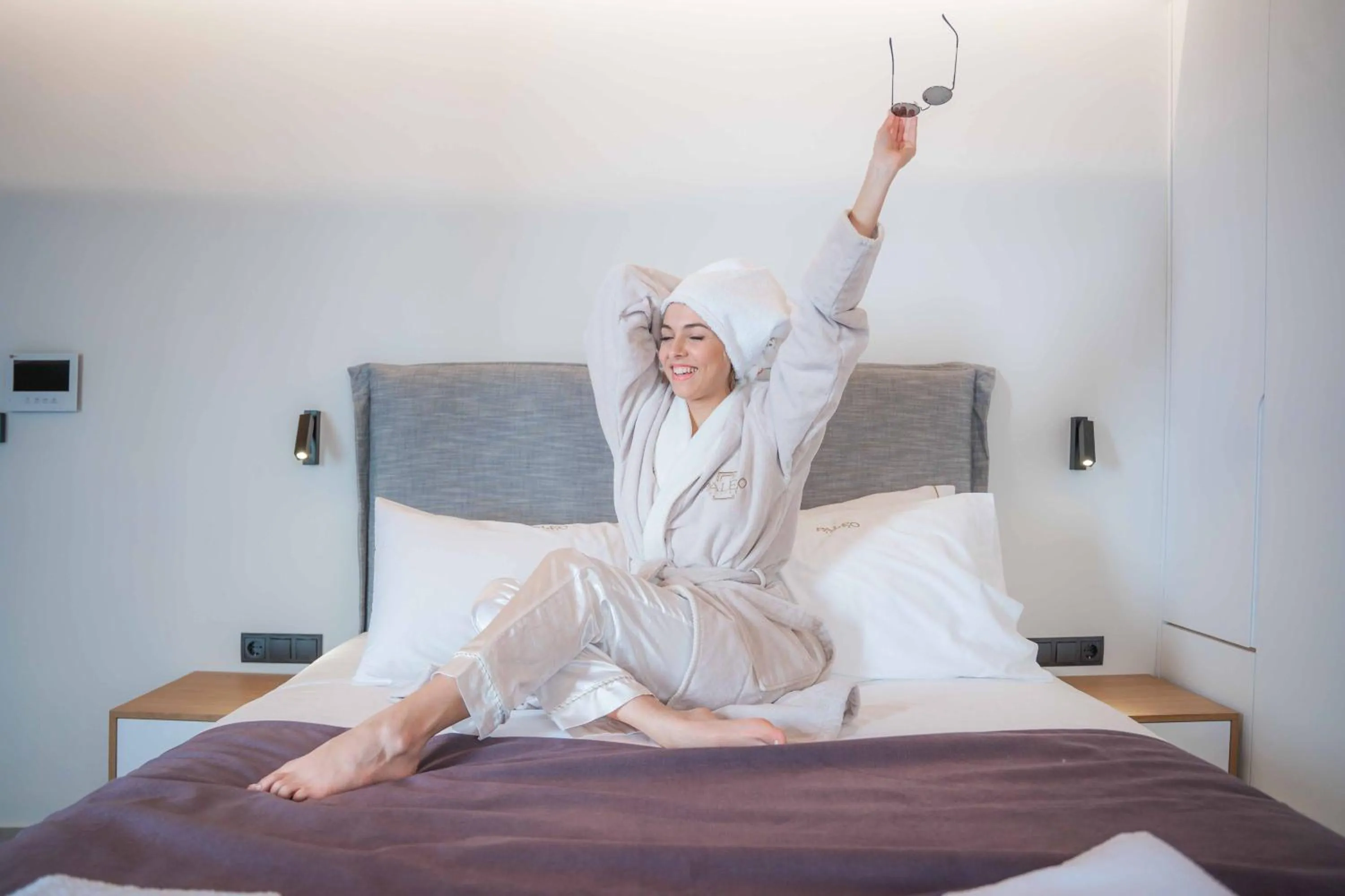 Bedroom, Bed in Paleo Suites