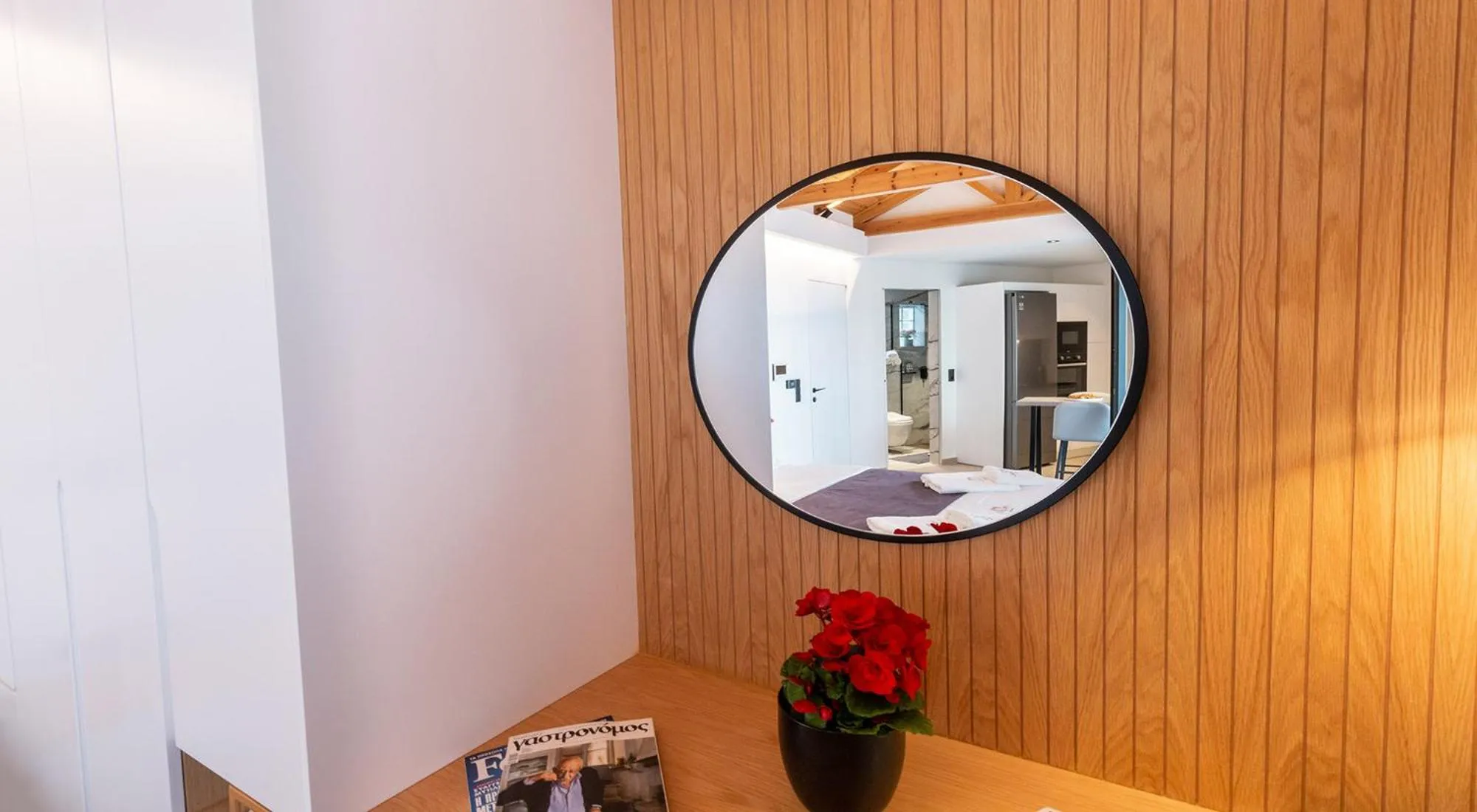 Bedroom in Paleo Suites