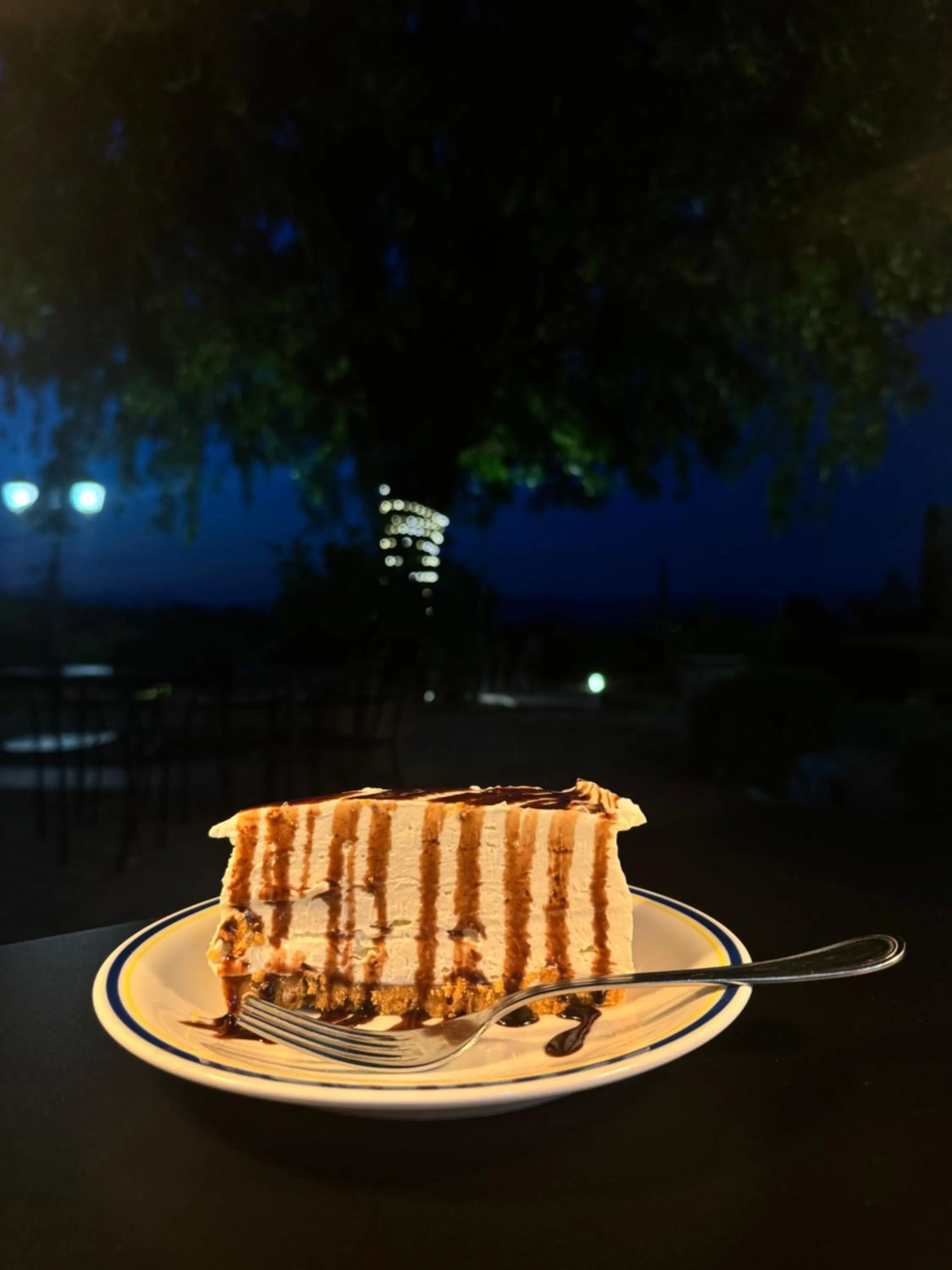 Restaurant/places to eat in Villa Castiglione