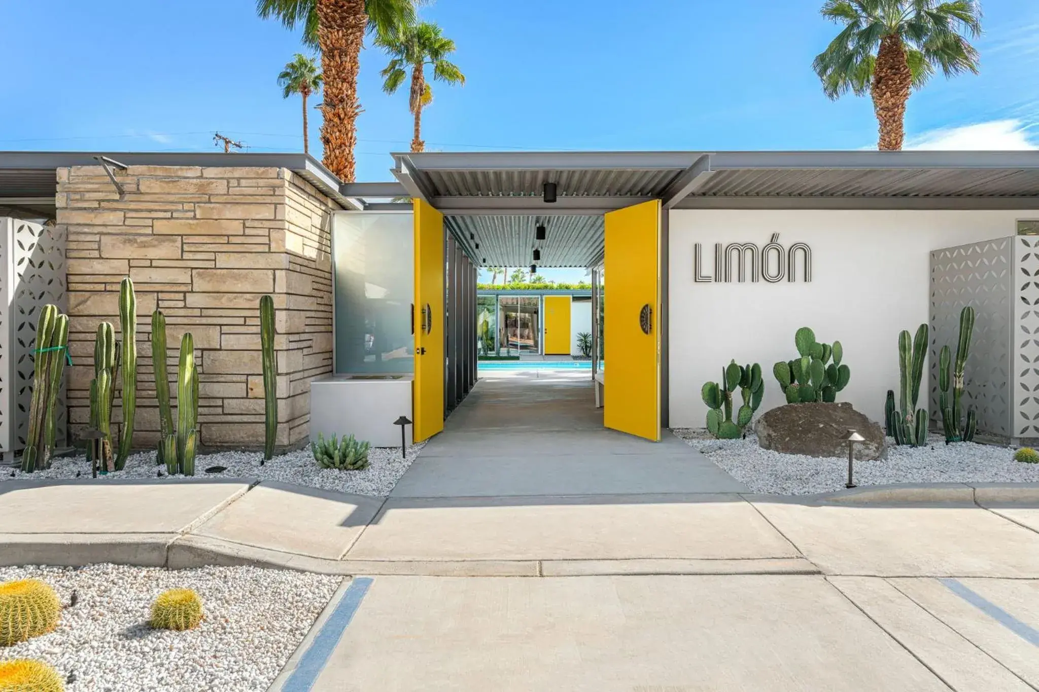 Limon Palm Springs A Luxury Boutique Hotel Limon Palm Springs A Luxury Boutique Hotel