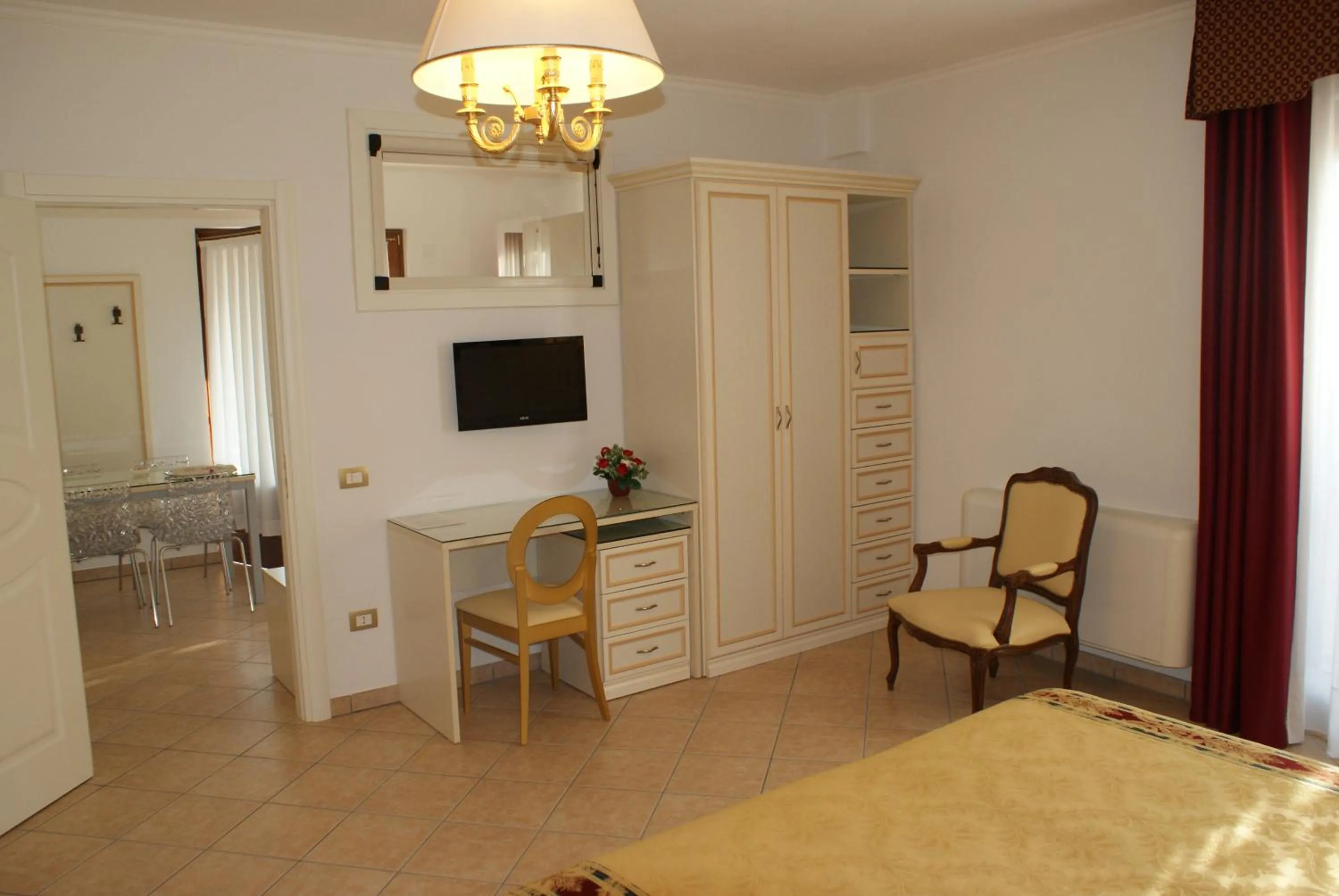 Photo of the whole room in Hotel Ristorante Borgo La Tana