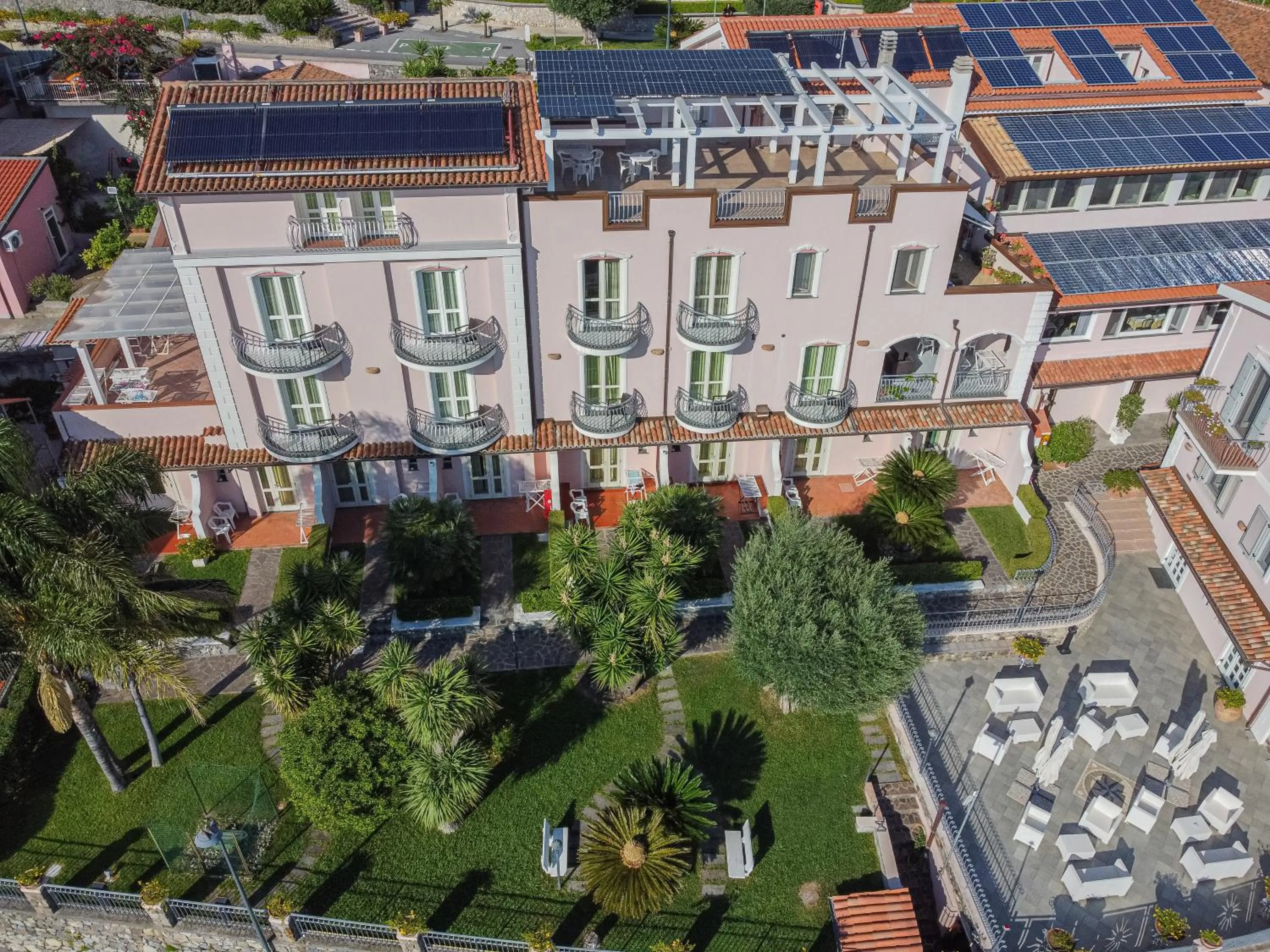 Hotel Ristorante Borgo La Tana