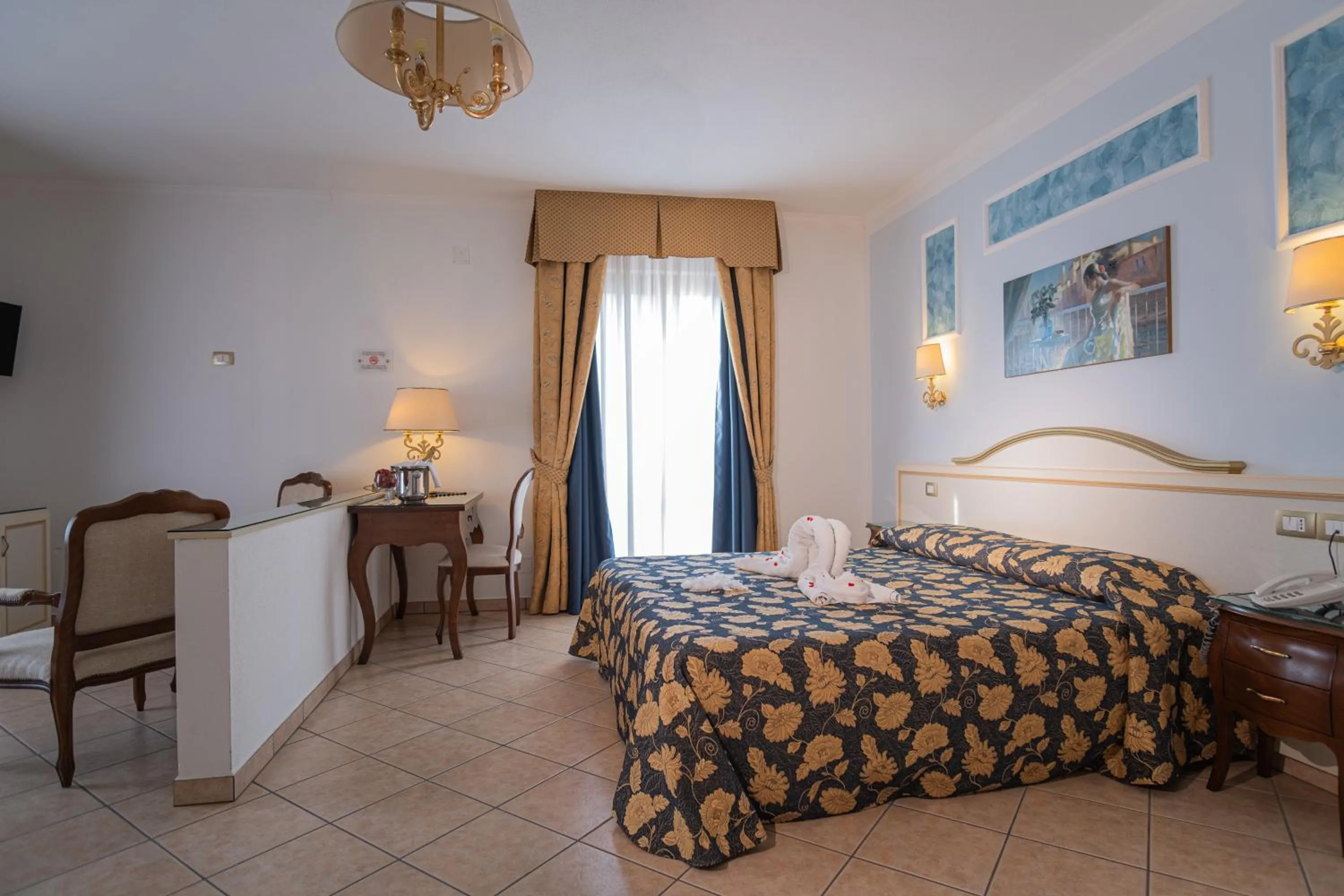 Bed in Hotel Ristorante Borgo La Tana