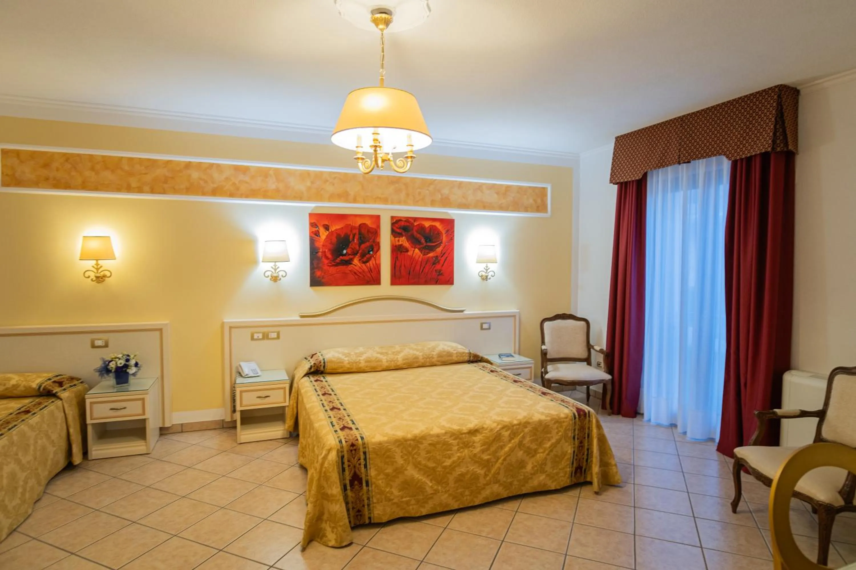 Bed in Hotel Ristorante Borgo La Tana