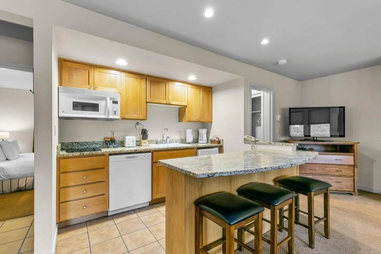 Seventh Mountain Resort