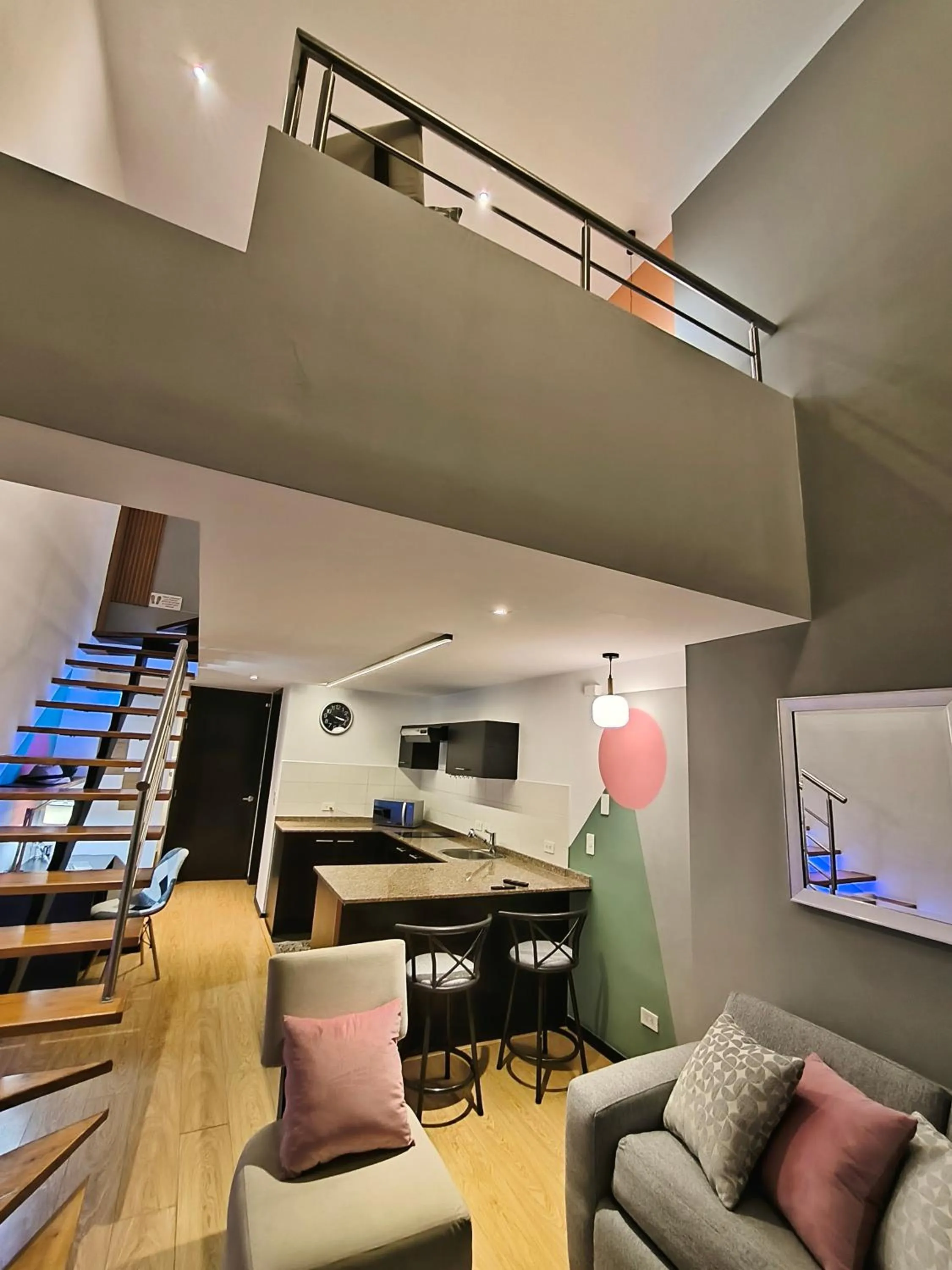 Coliving Ecuador Apartamentos Sector Swiss Hotel