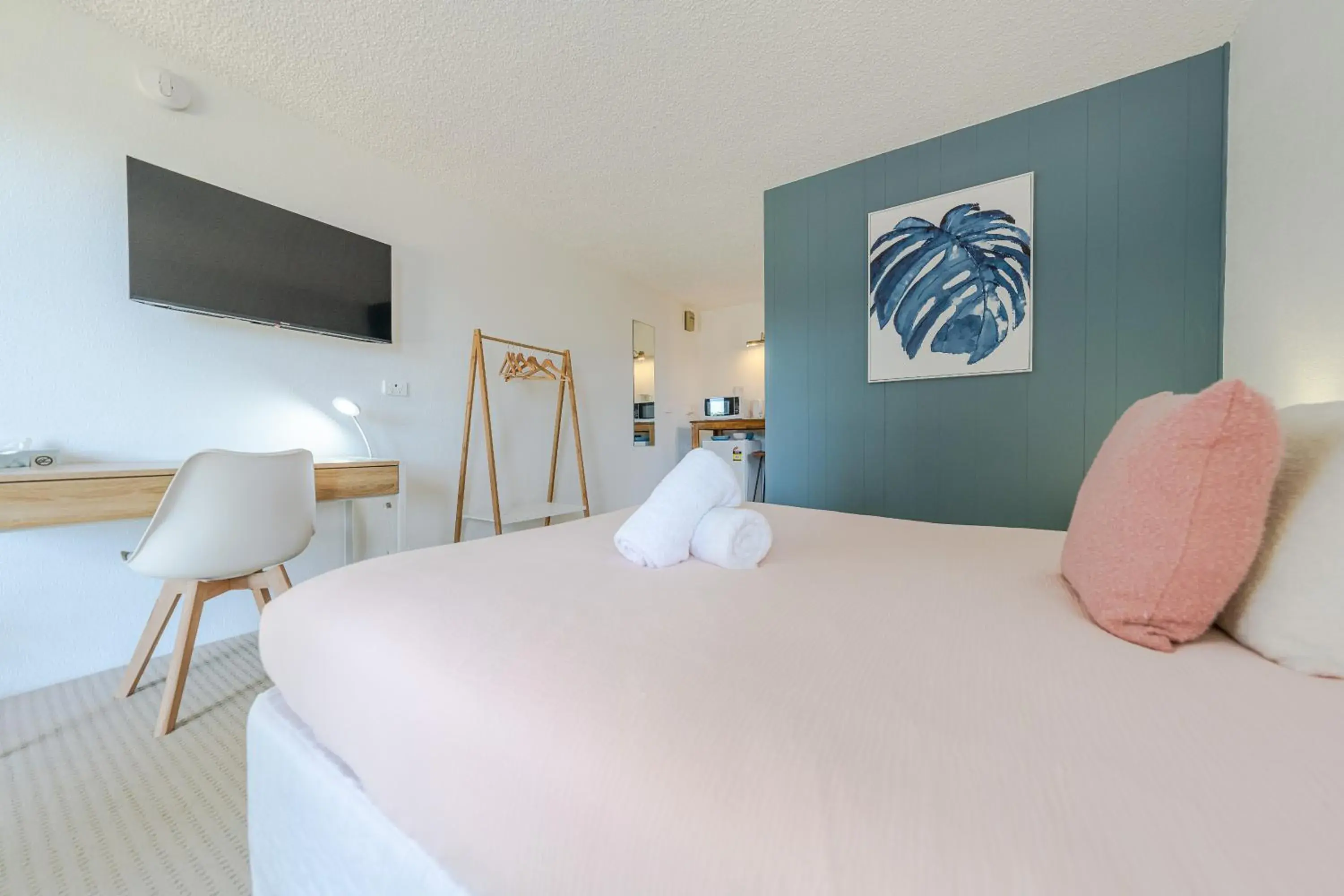 Queen Room in Coast Motel Eden Queen Room in Coast Motel Eden