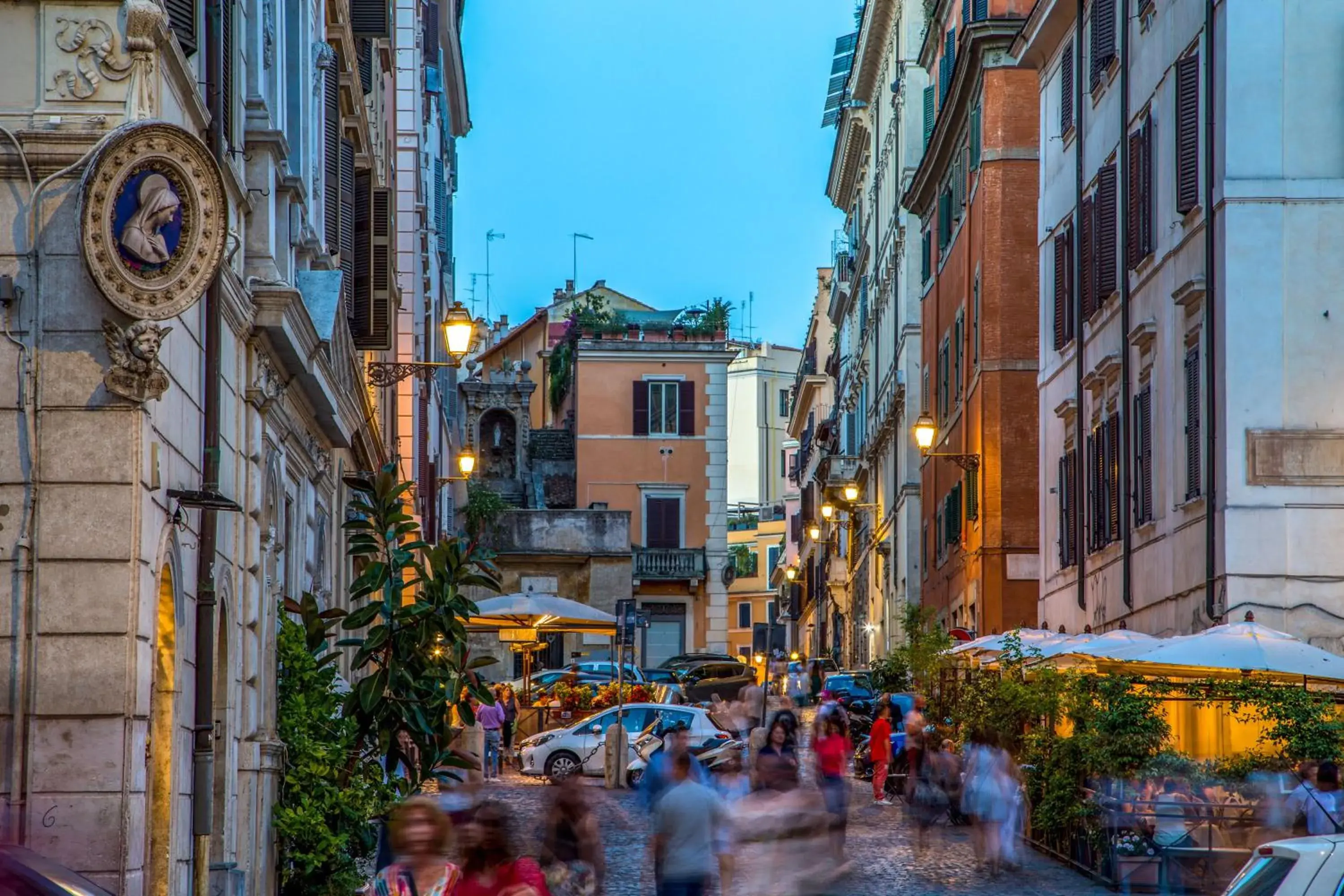 Restaurant/places to eat in Aenea Inn Restaurant/places to eat in Aenea Inn