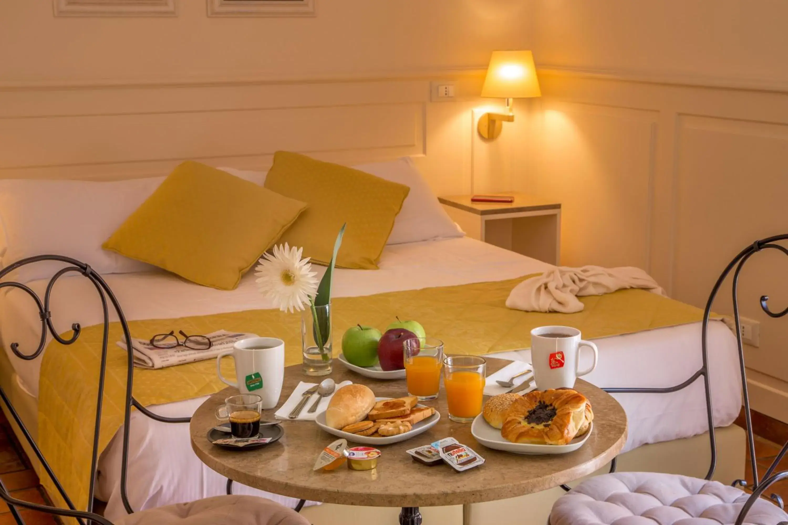 Food and drinks, Bed in Aenea Inn Food and drinks, Bed in Aenea Inn