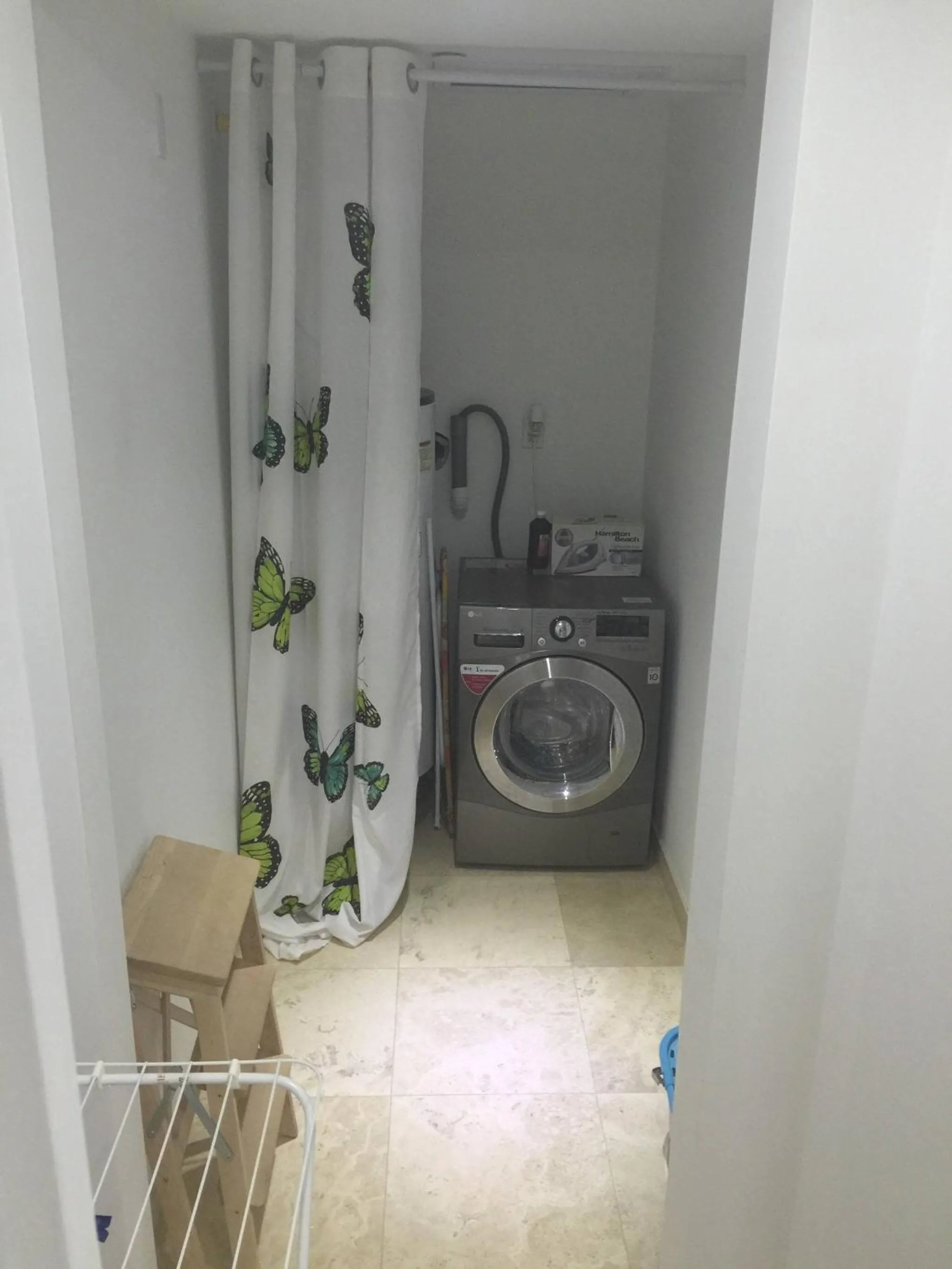 Modern Loft ,eagle Beach ,oasis Condo