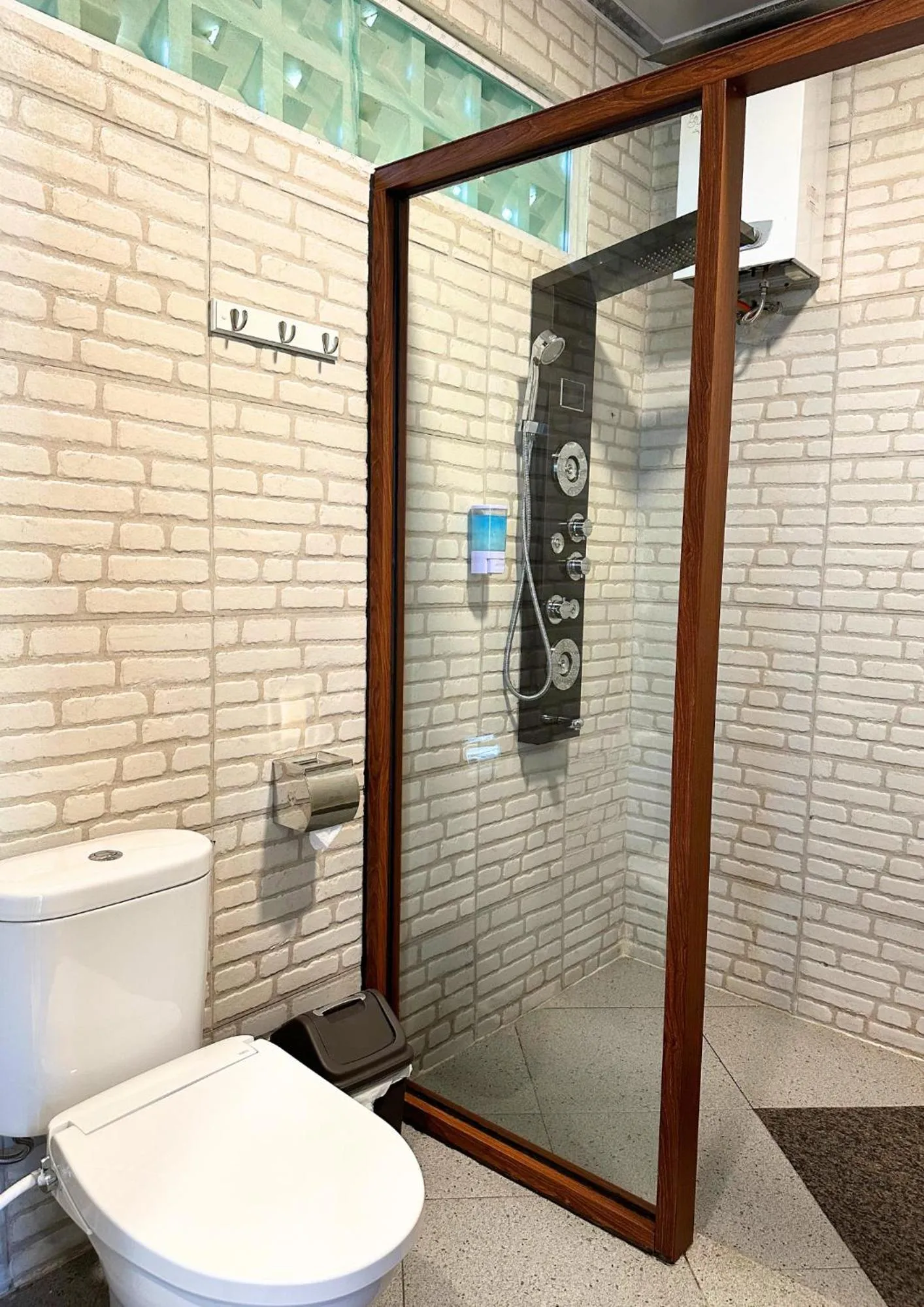 De Pointé Resort & Resto