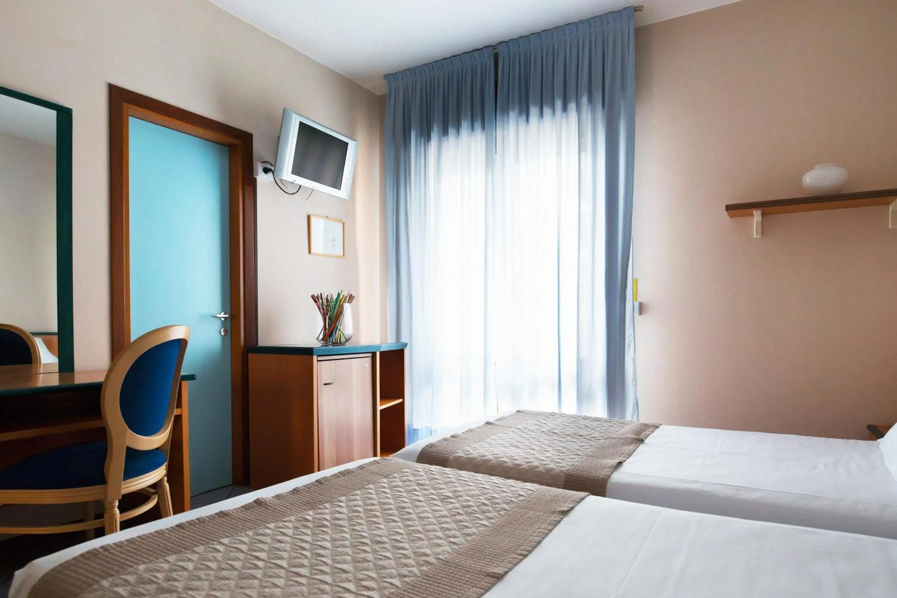 Photo of the whole room, Bed in Hotel Monaco & Quisisana