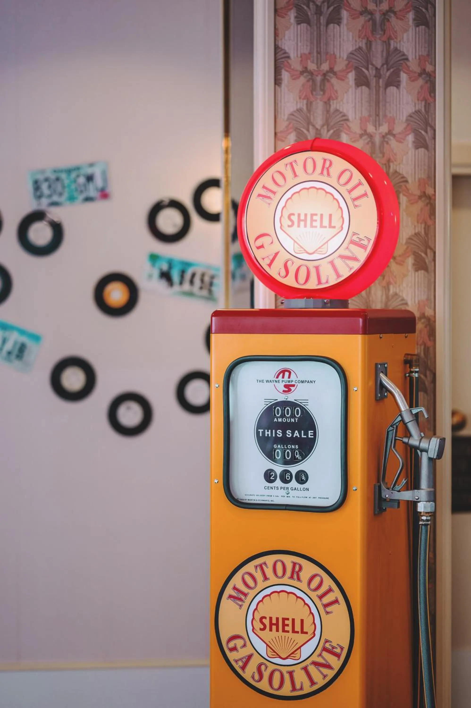 Decorative detail in Hotel Monaco & Quisisana