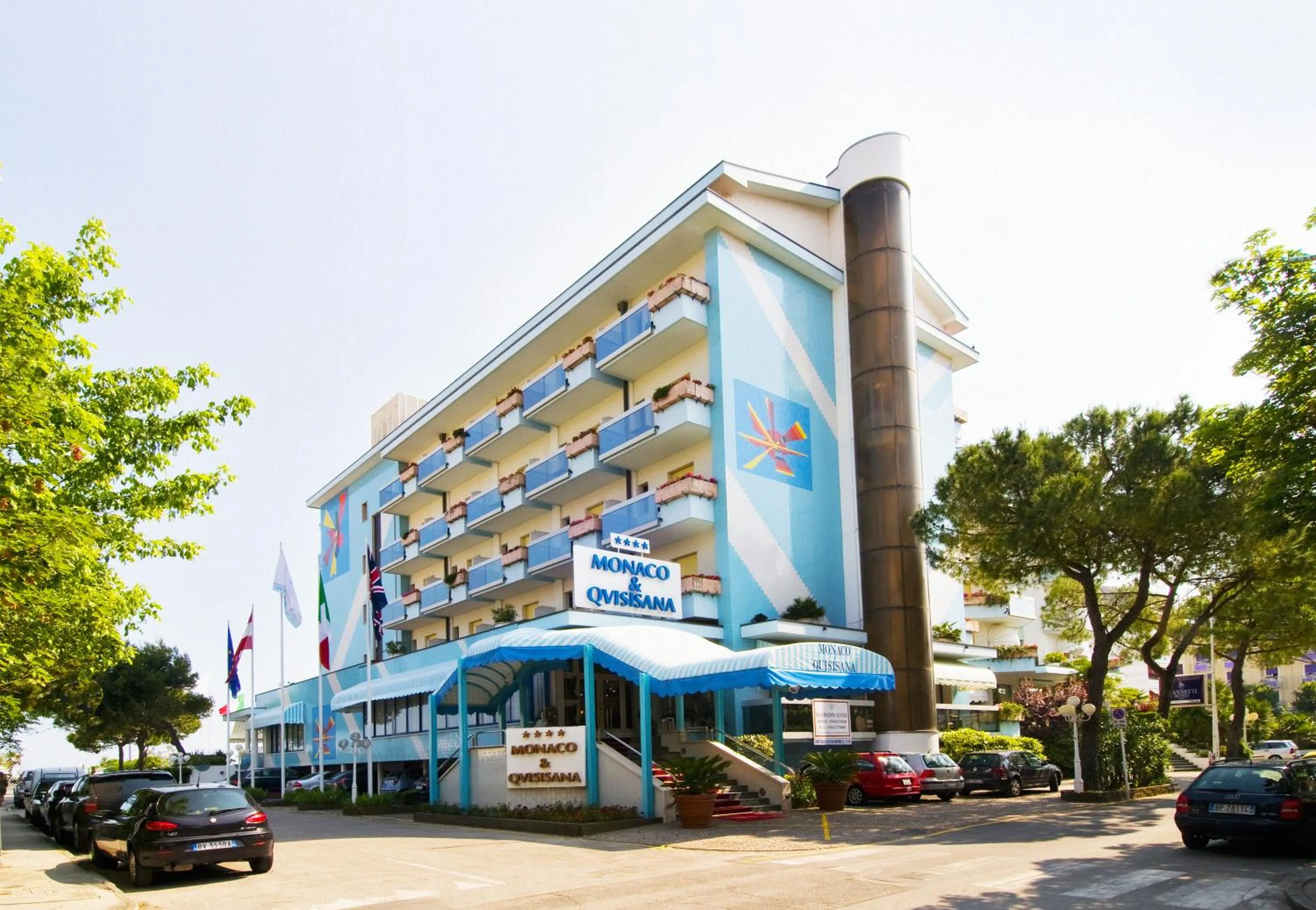 Property building in Hotel Monaco & Quisisana