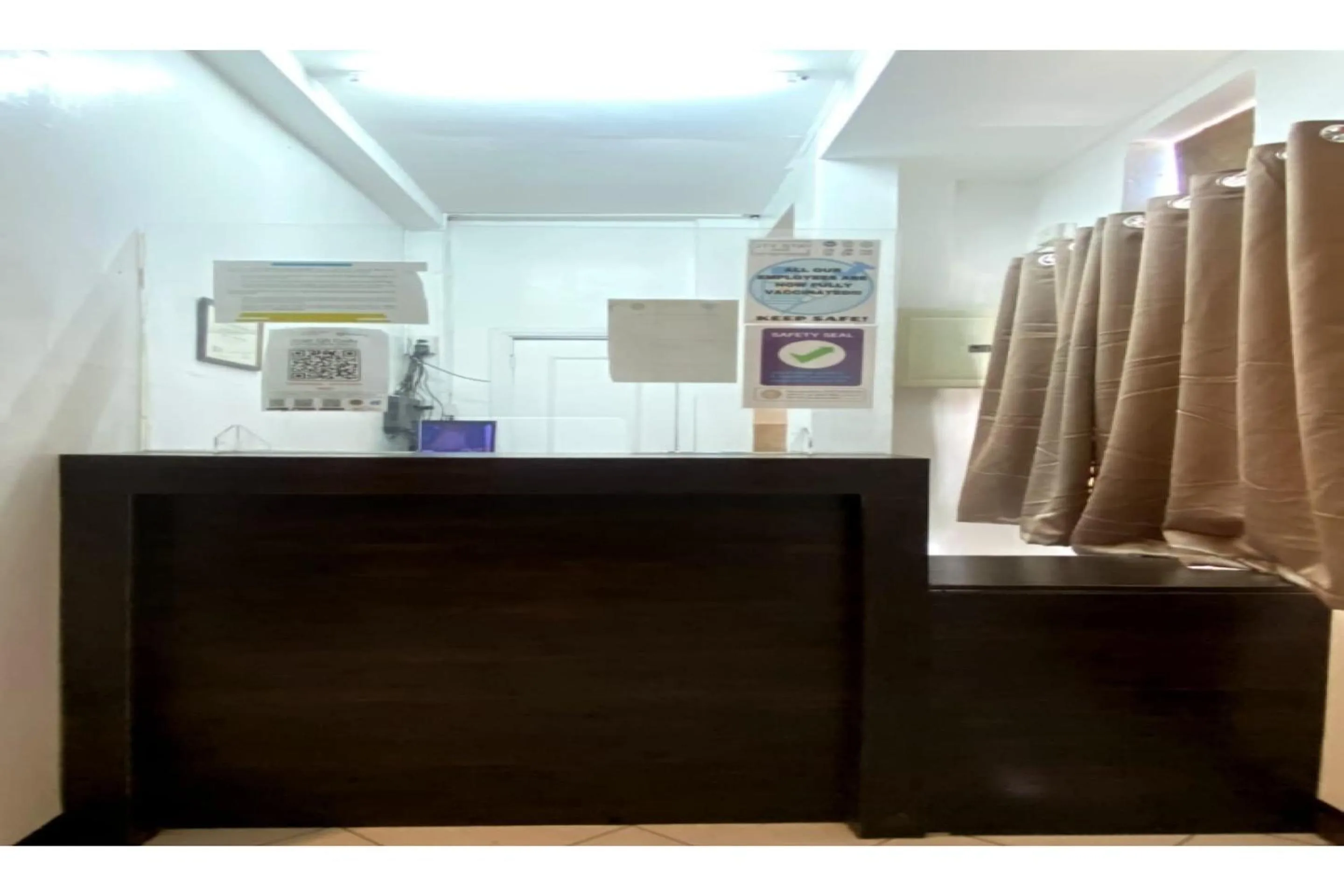 Lobby or reception in OYO 857 City Stay Inns Makati Avenue