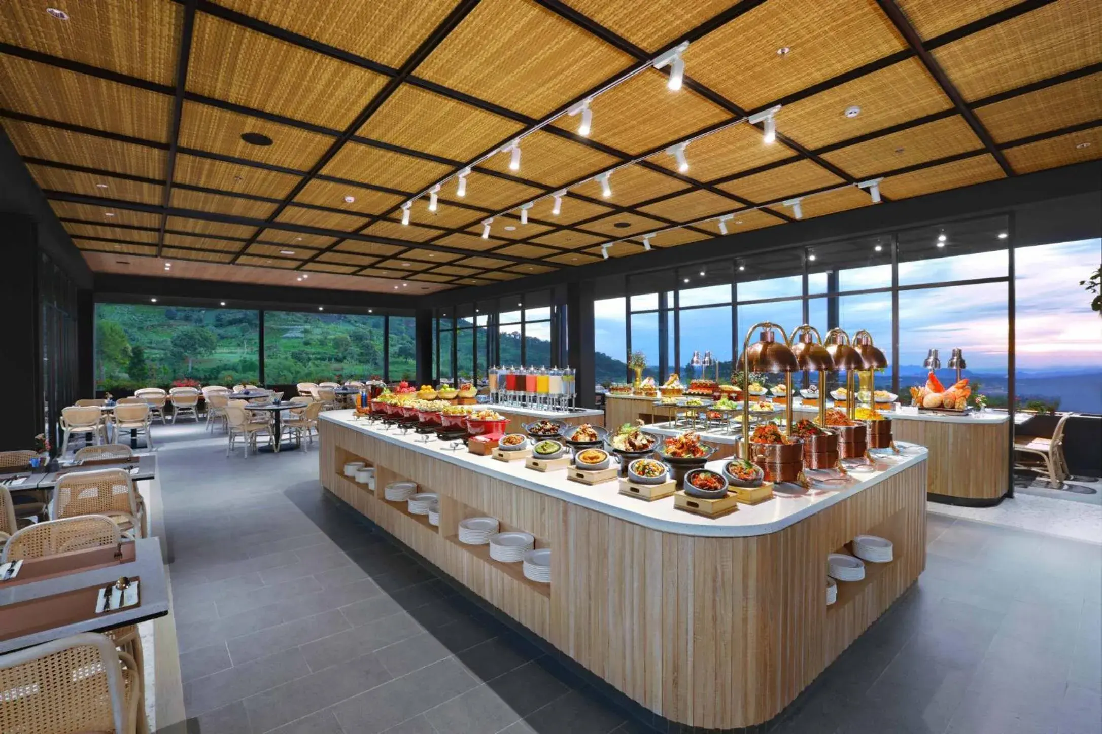Restaurant/places to eat in Grand Aston Puncak Hotel & Resort Restaurant/places to eat in Grand Aston Puncak Hotel & Resort
