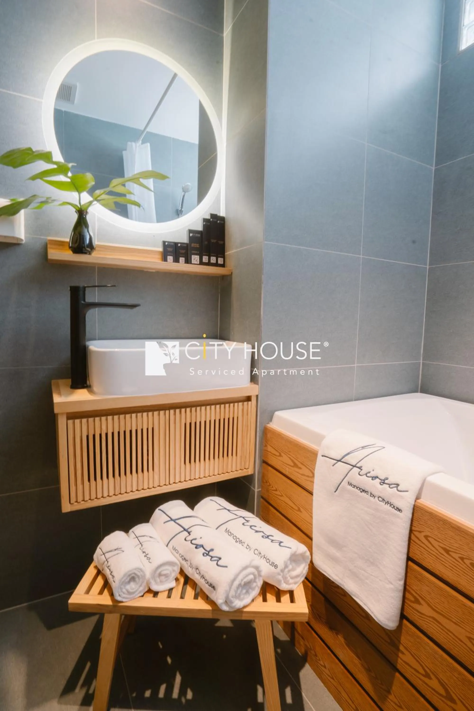 Shower, Bed in CityHouse - Ariosa