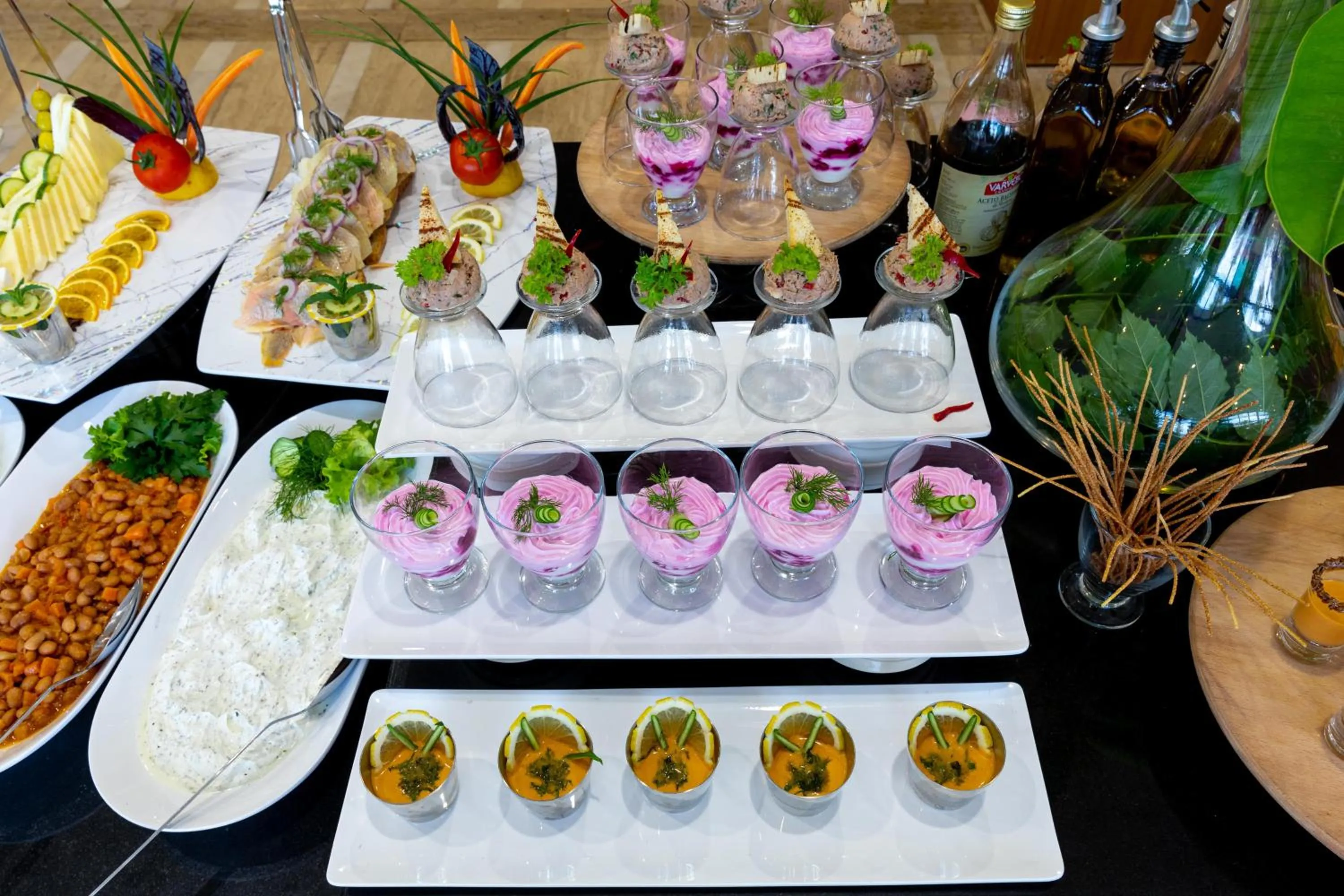 Food in Faros Premium Beach