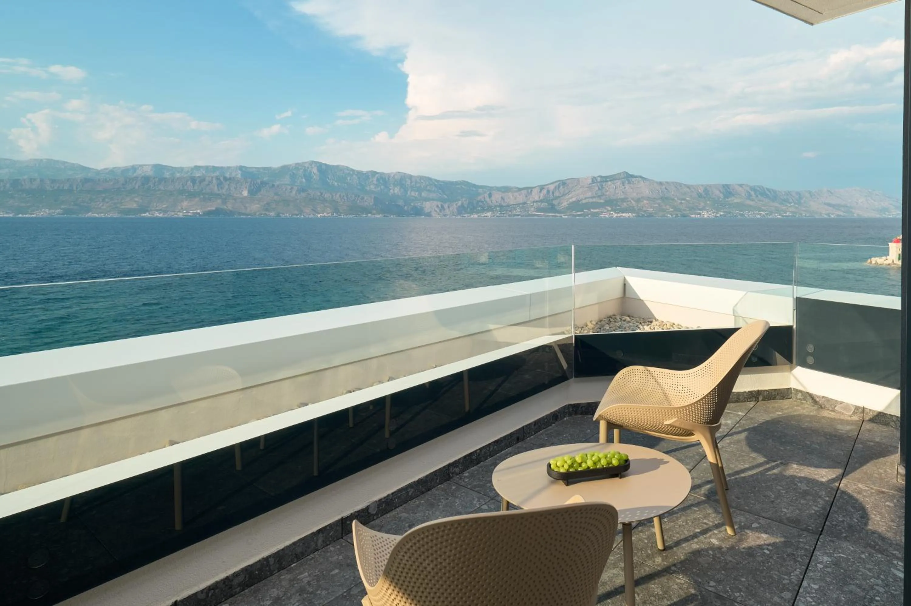 Day in Grand Hotel View