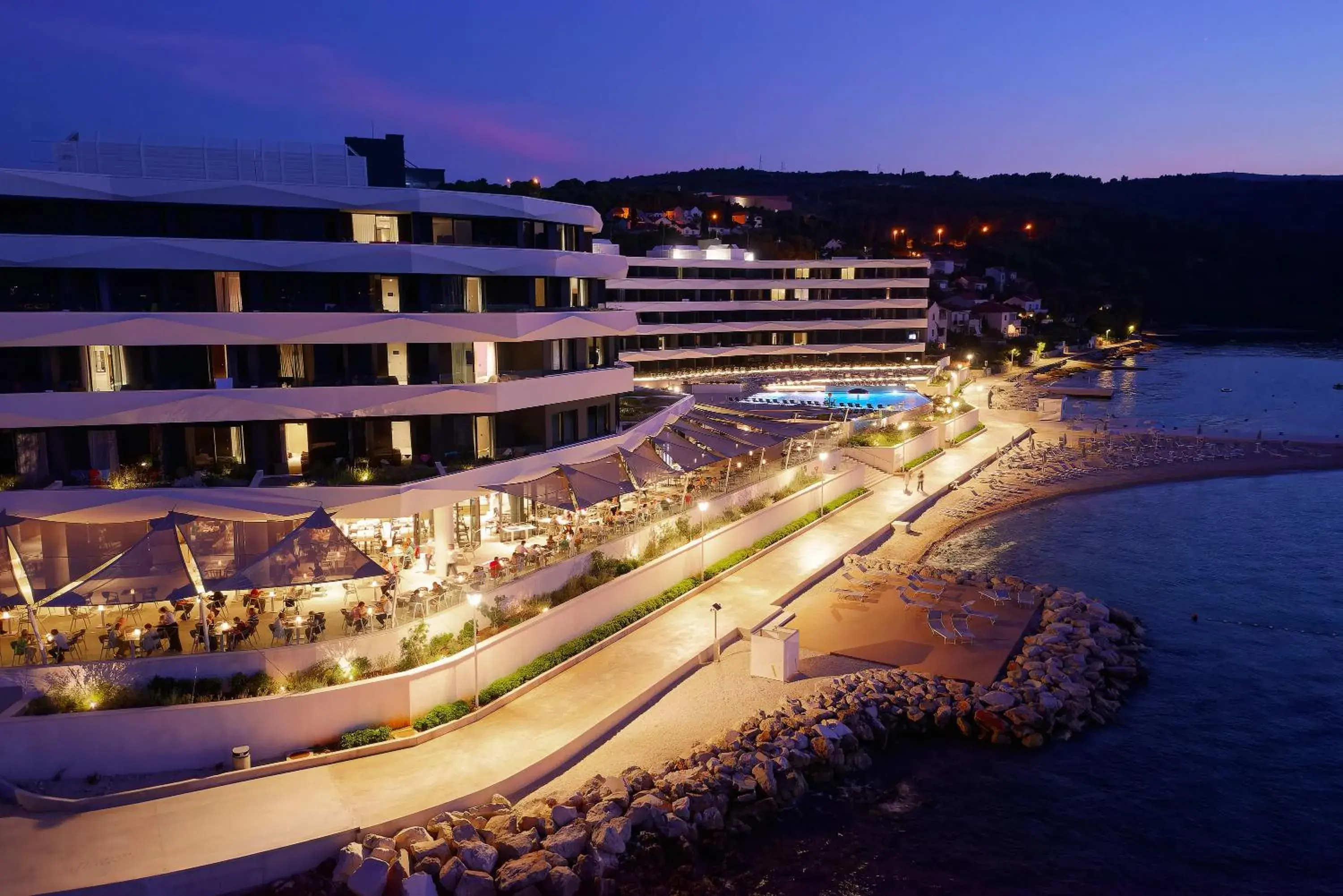 Property building in Grand Hotel View Property building in Grand Hotel View