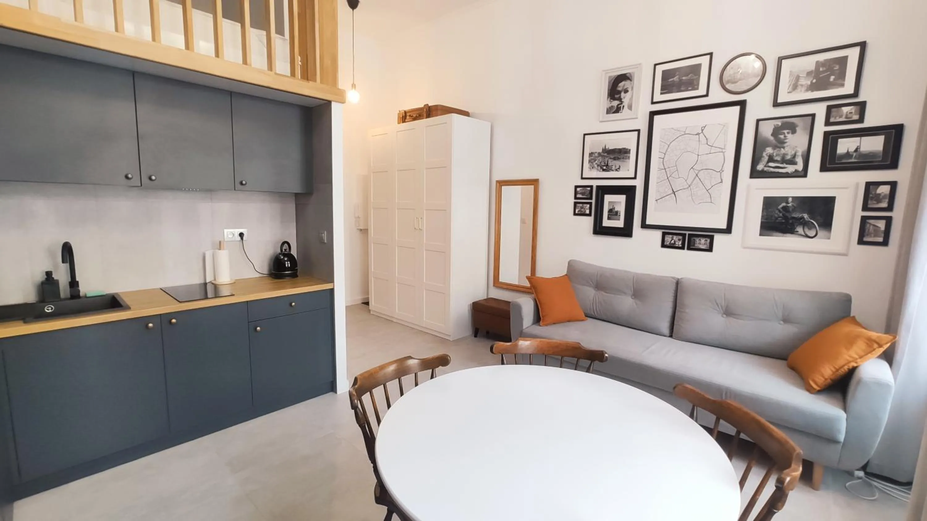 Kitchen or kitchenette in Starowislna 43 by Homeprime
