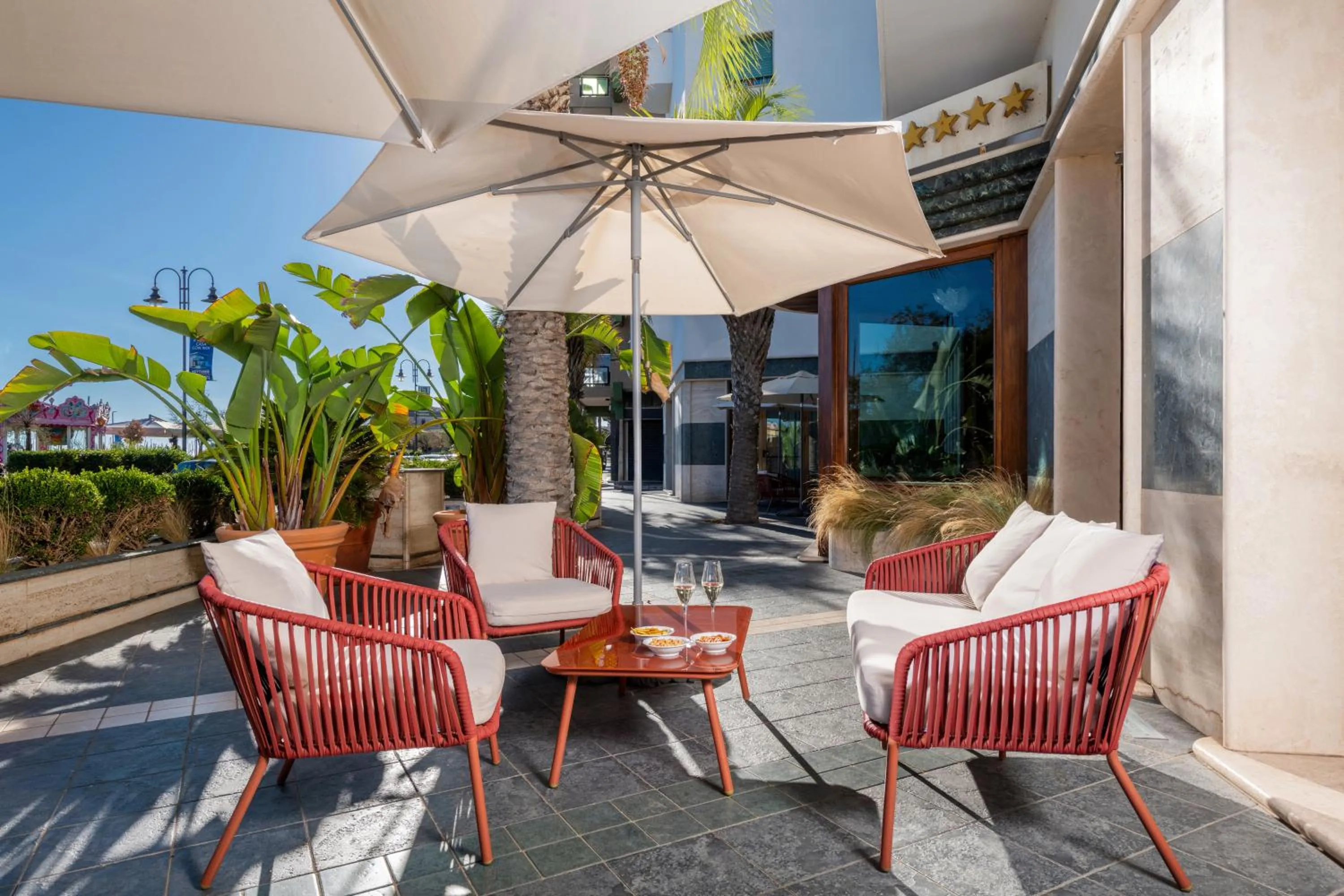Balcony/Terrace in Astura Palace Hotel