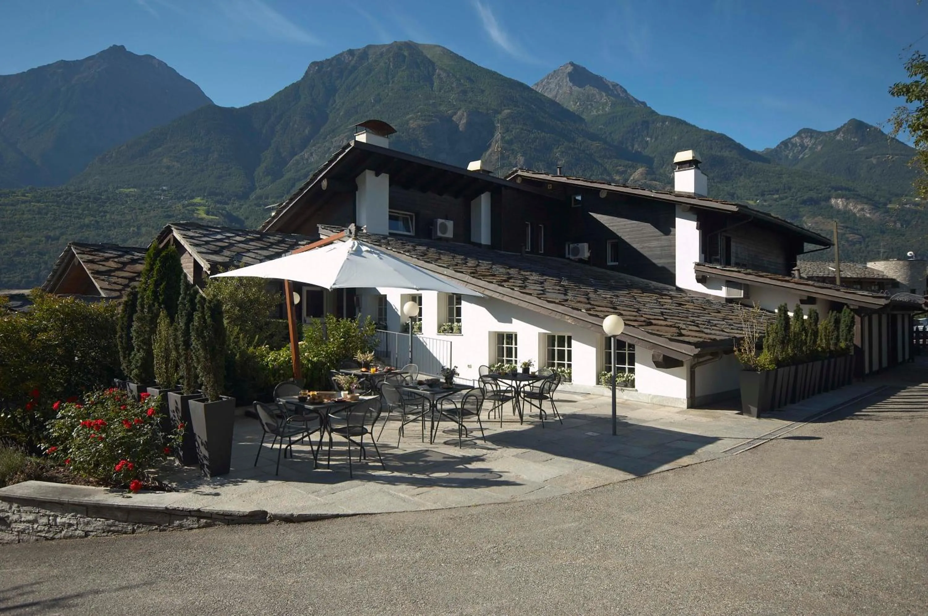 Facade/entrance in Hotel Village