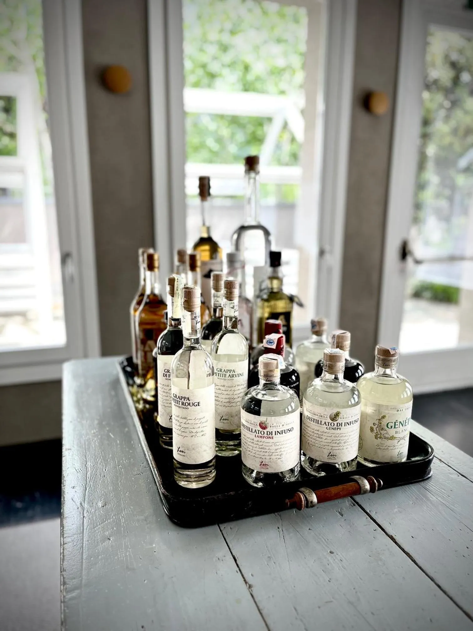 Restaurant/places to eat in Hotel Village