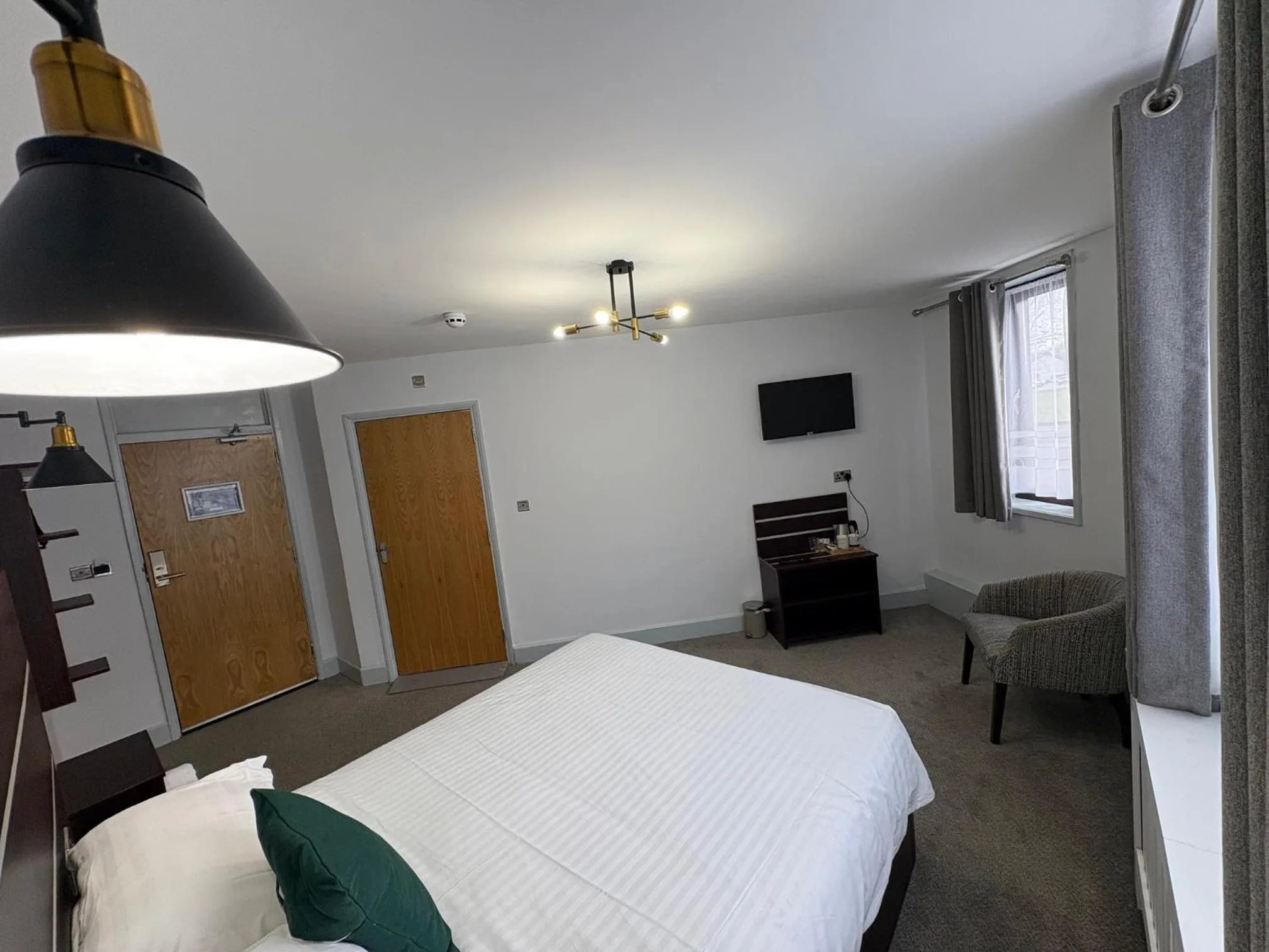 Bed in Best Western Ebbw Vale