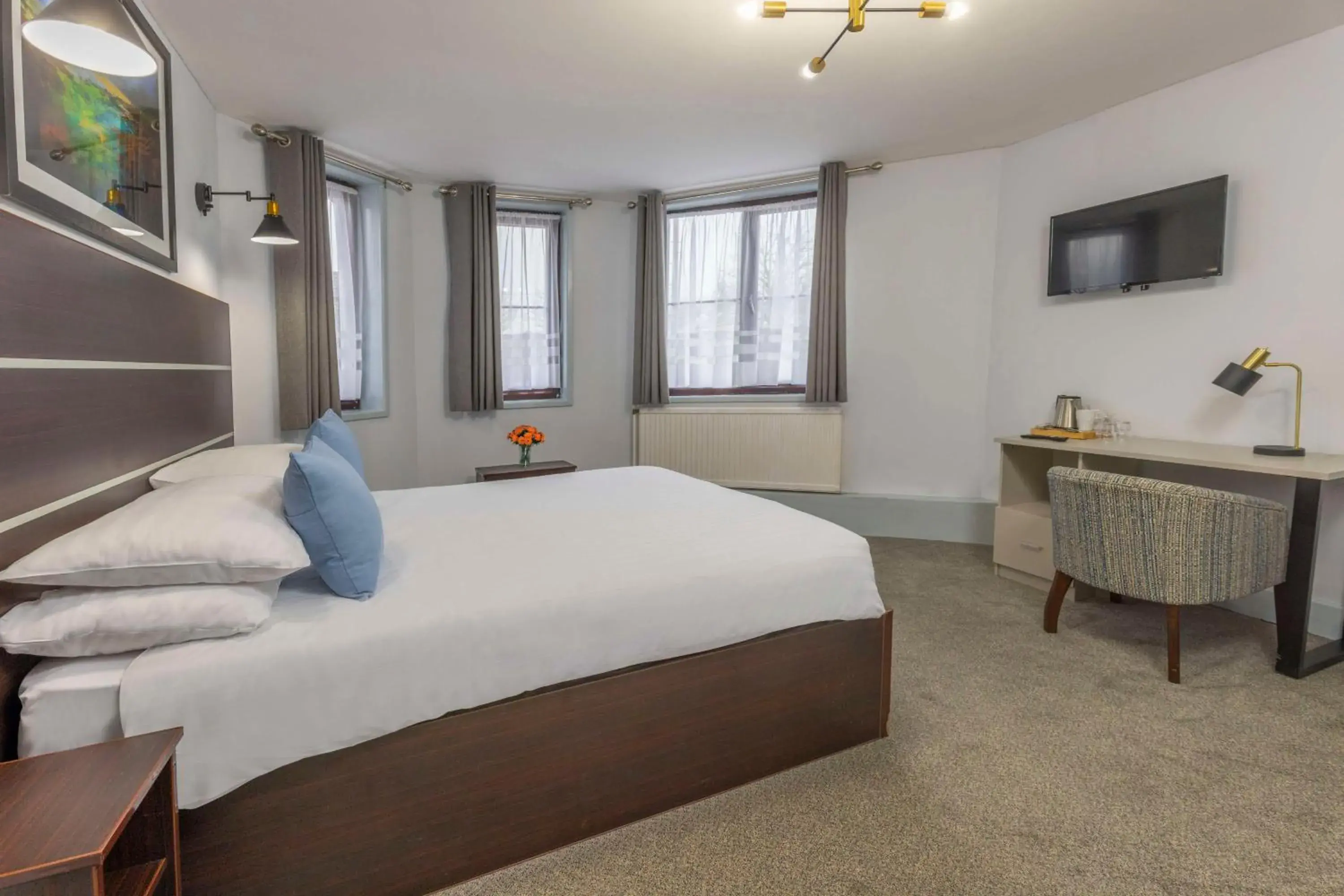 Bedroom, Bed in Best Western Ebbw Vale Bedroom, Bed in Best Western Ebbw Vale