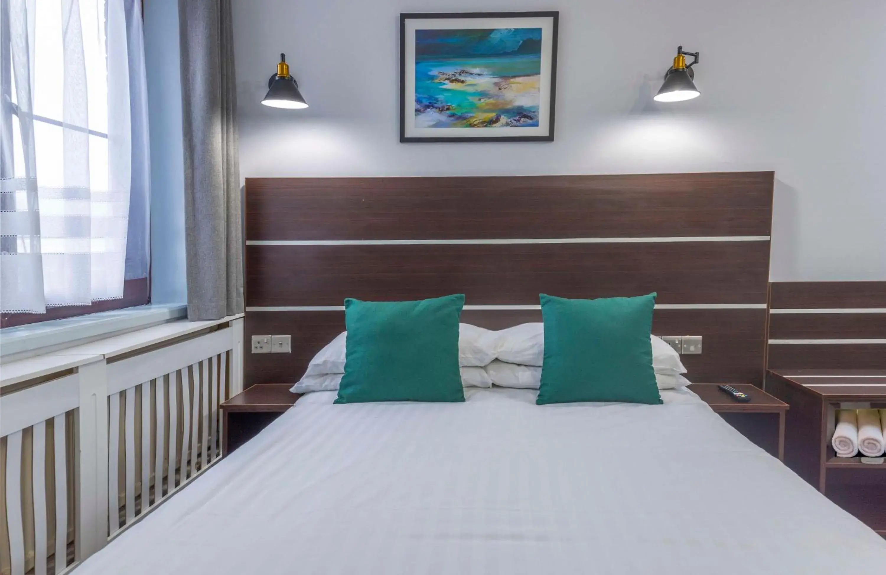 Bedroom, Bed in Best Western Ebbw Vale Bedroom, Bed in Best Western Ebbw Vale